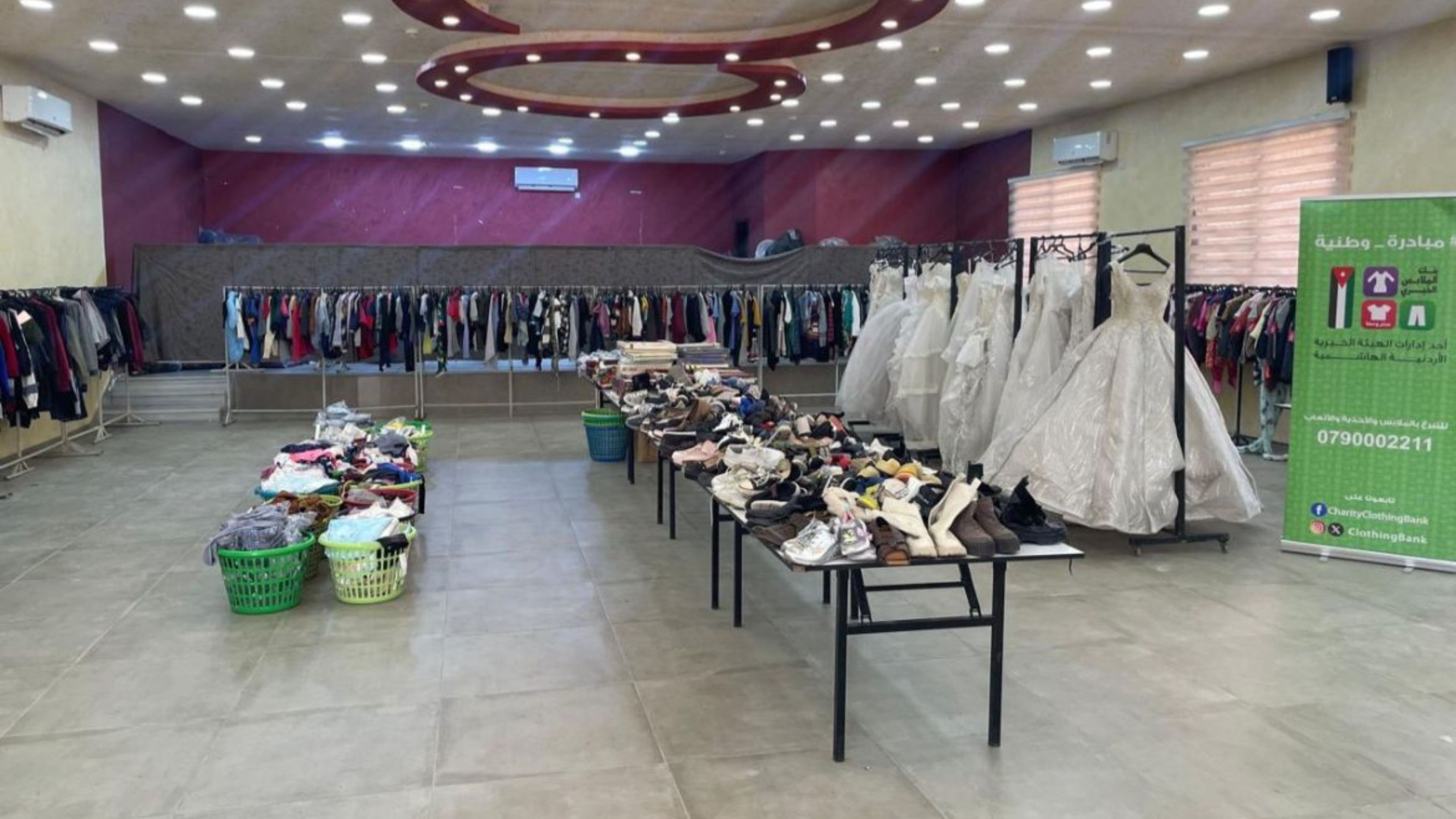 Charity Clothes Bank Distributes 8,573 items in Mafraq's Manshiyat Zaatari