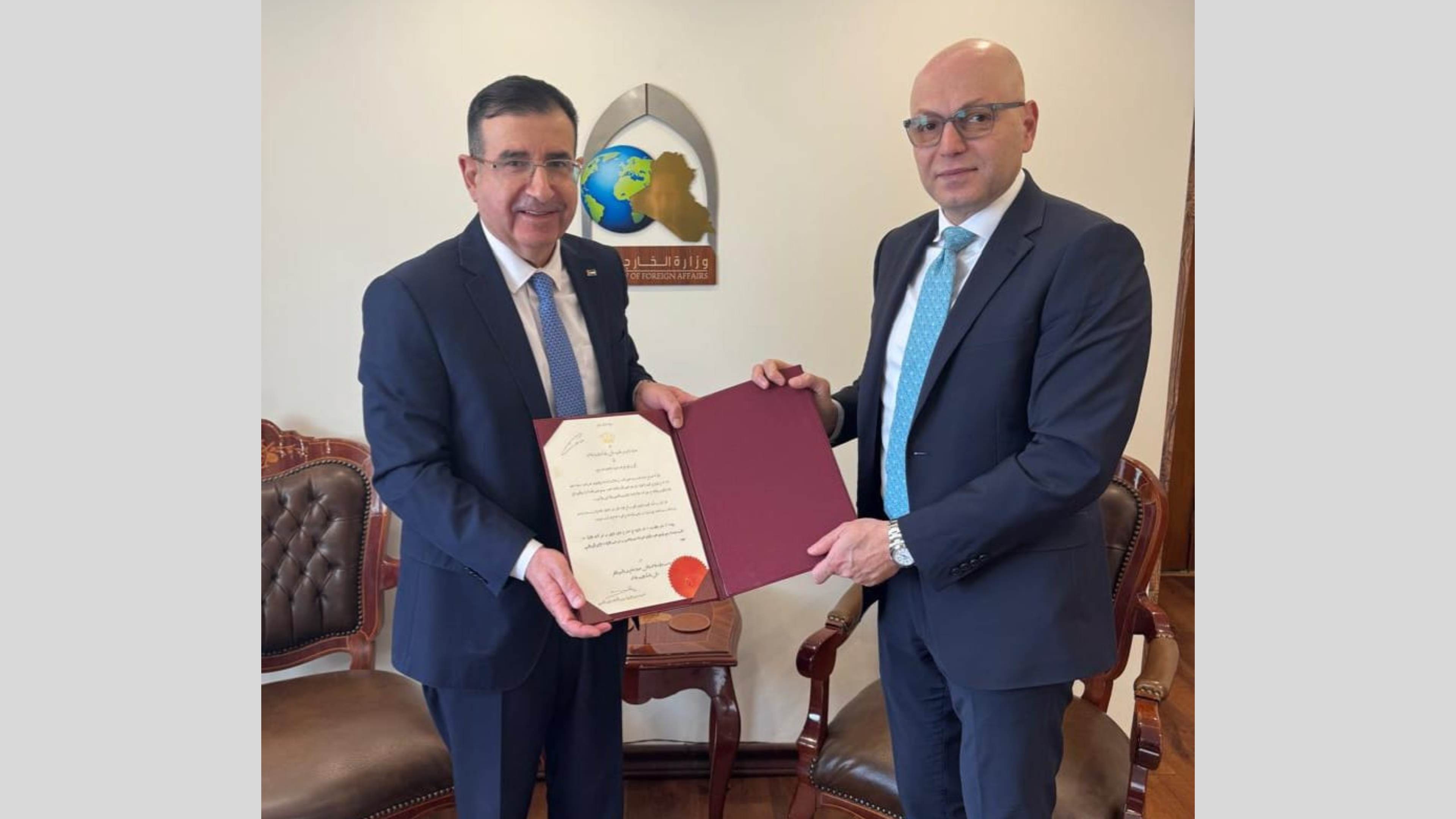 Batarseh presents credentials as Jordan's Consul General in Iraq's Erbil