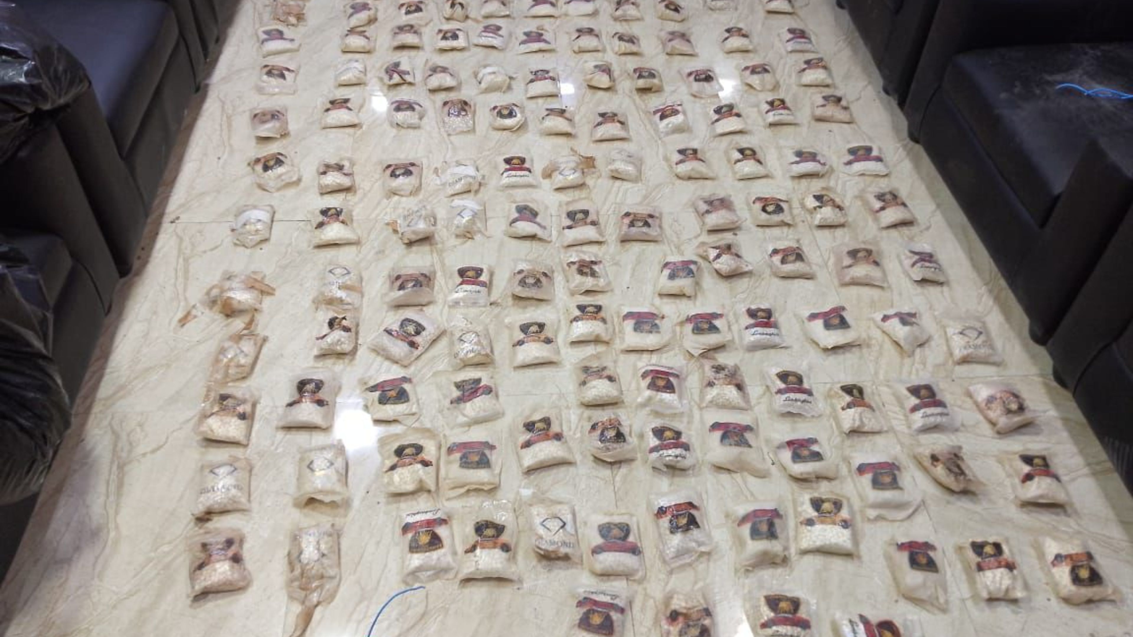 المنطقة العسكرية الشرقية تحبط محاولة تهريب مواد مخدرة بواسطة بالونات