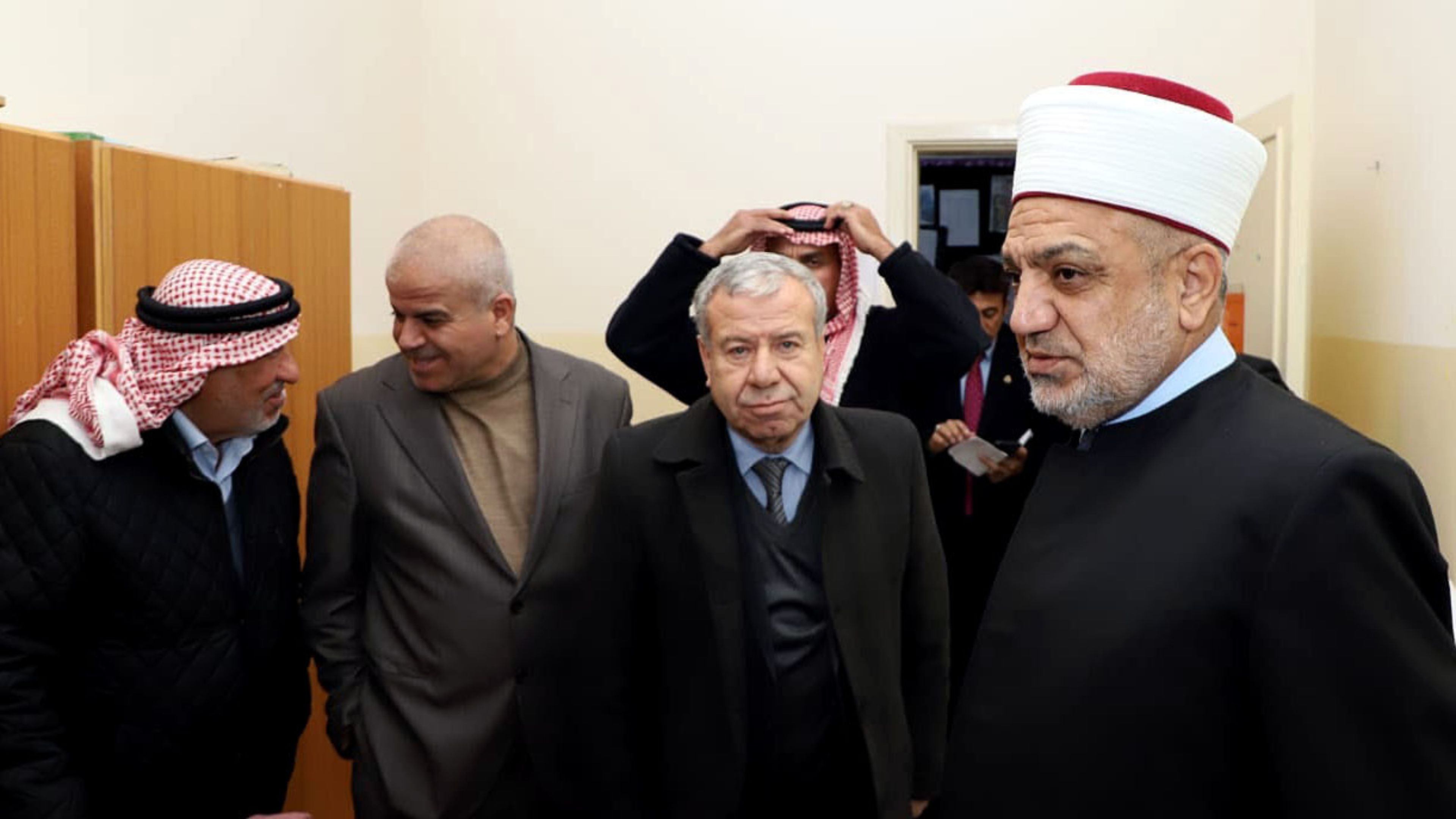 مستشفى المقاصد يعالج 453 مريضاً في يوم طبي مجاني بلواء ذيبان