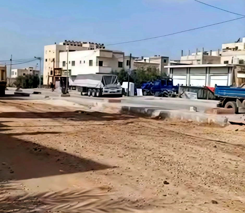 بلدية إربد تعيد فتح شارع تعرض لانهيار جزئي إثر تسرب الصرف الصحي