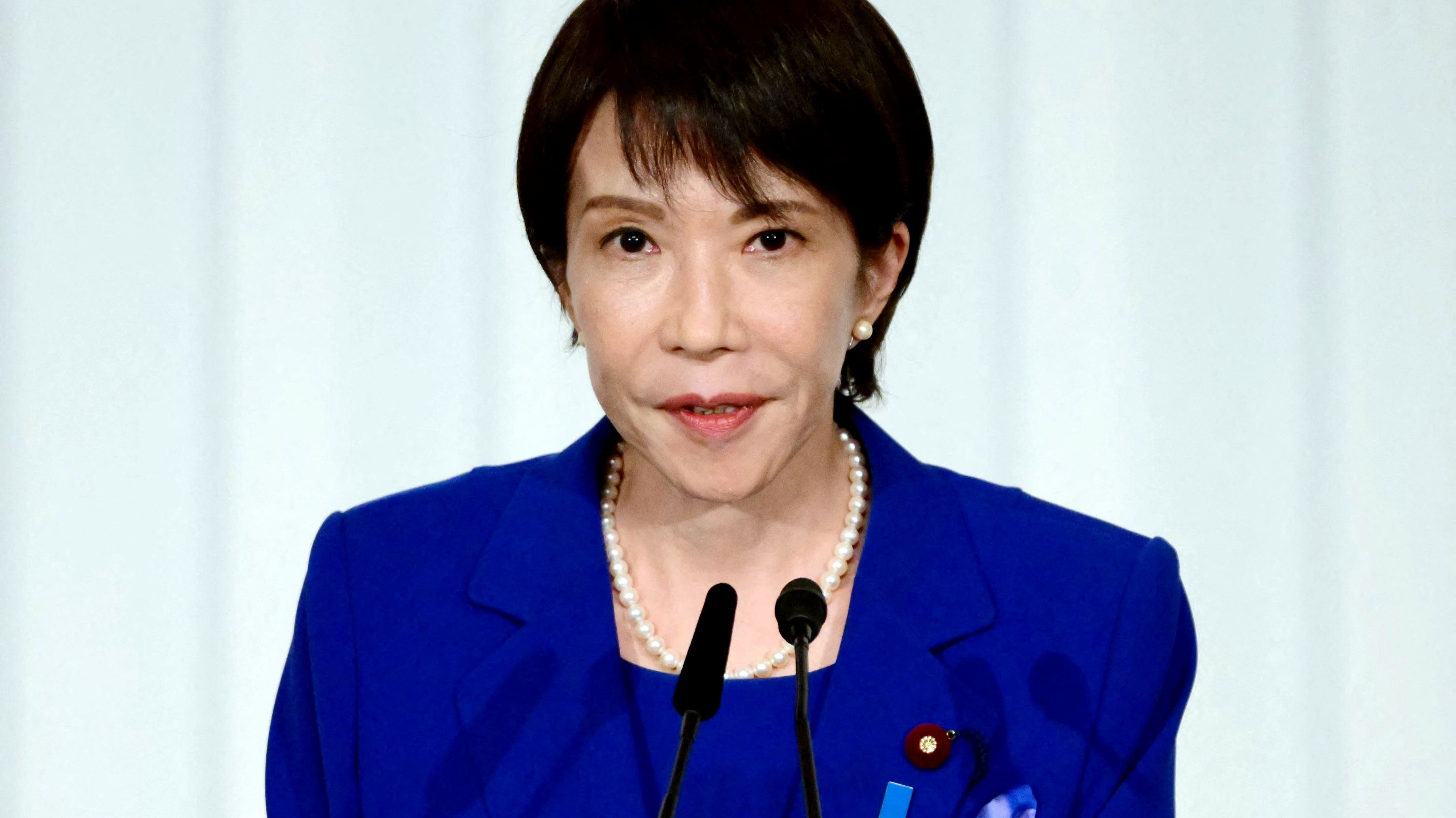 Japan’s Prime Minister Dissolves Lower House, Calls Early Election for February 8