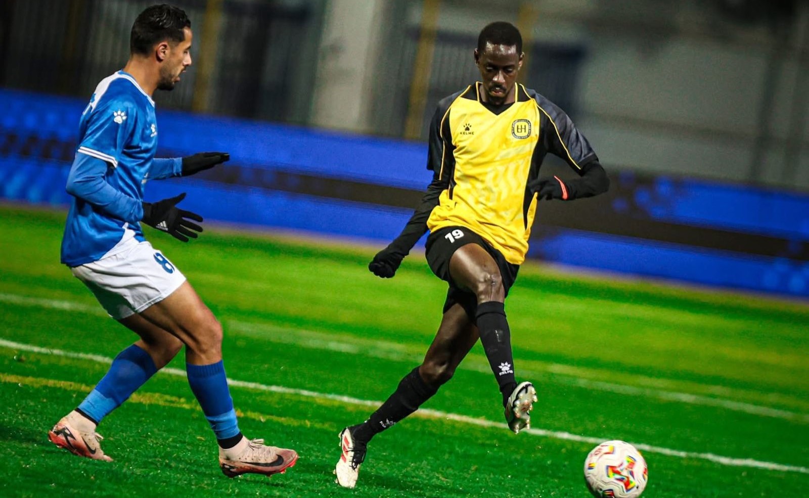 فريق الحسين يفوز على السلط بدوري المحترفين لكرة القدم