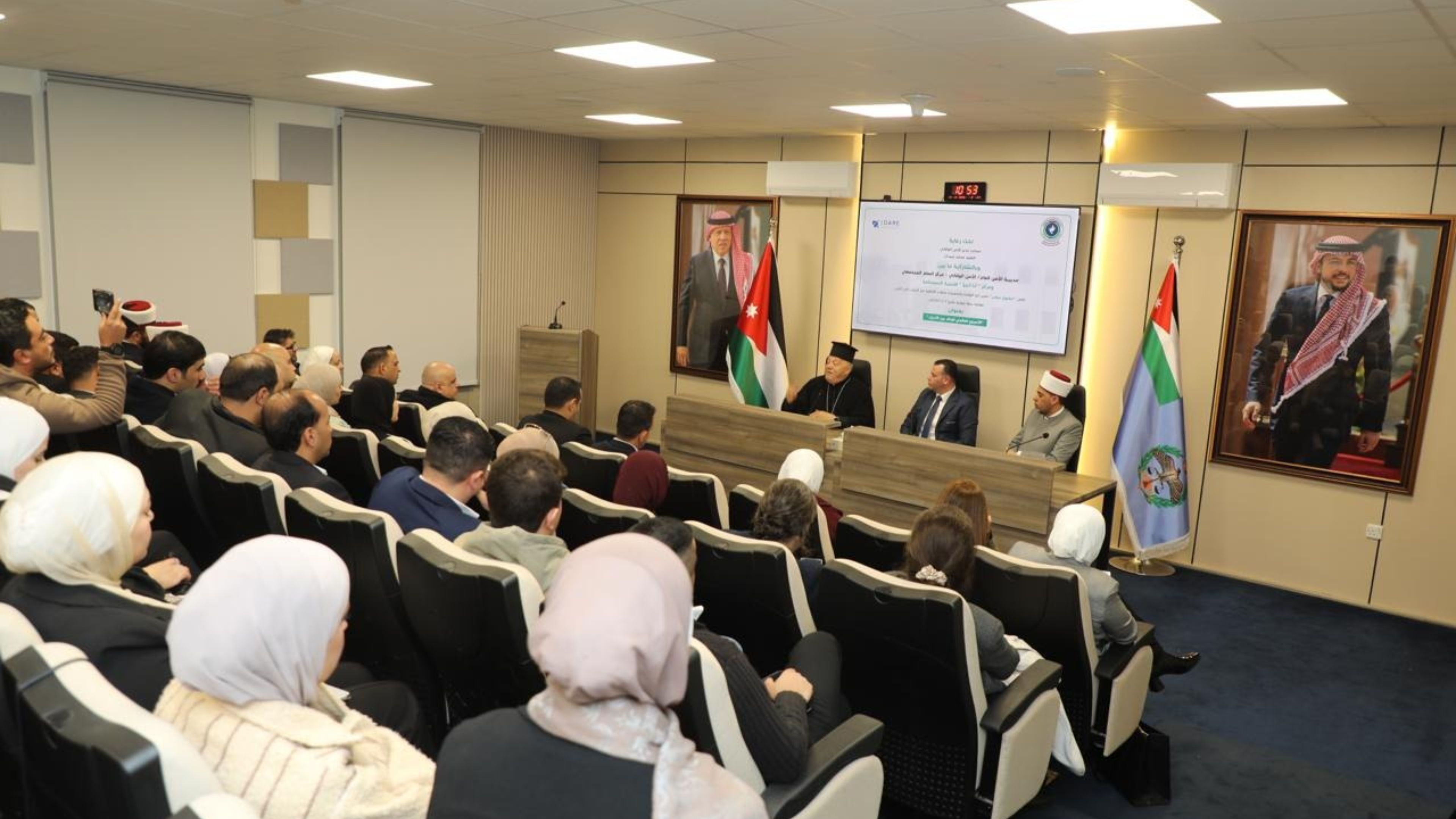 فعالية حوارية في مركز السِّلم المجتمعي حول القيم المشتركة بين الأديان