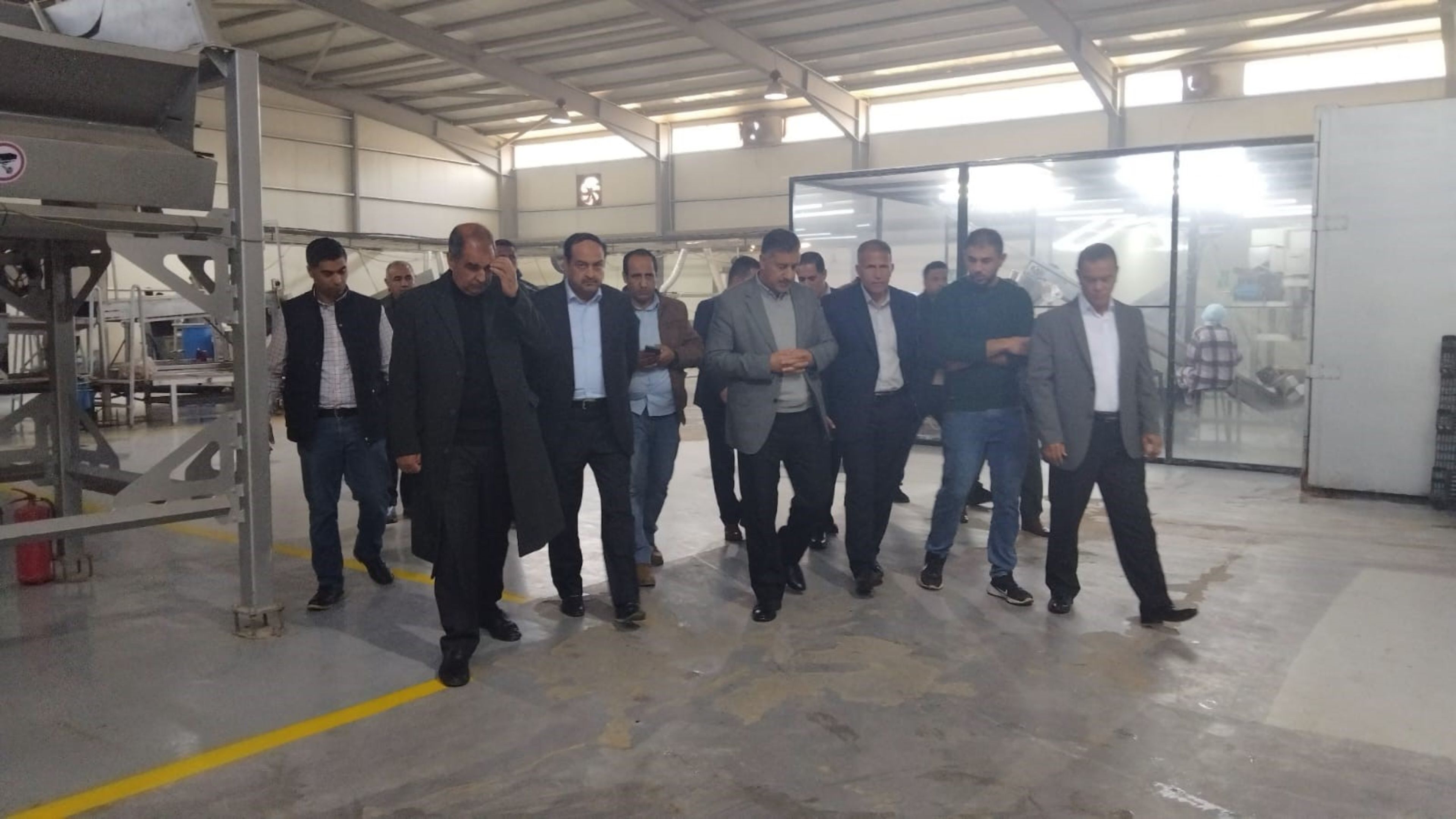 محافظ البلقاء يتفقد مشاريع استثمارية وخدمية في لواء دير علا