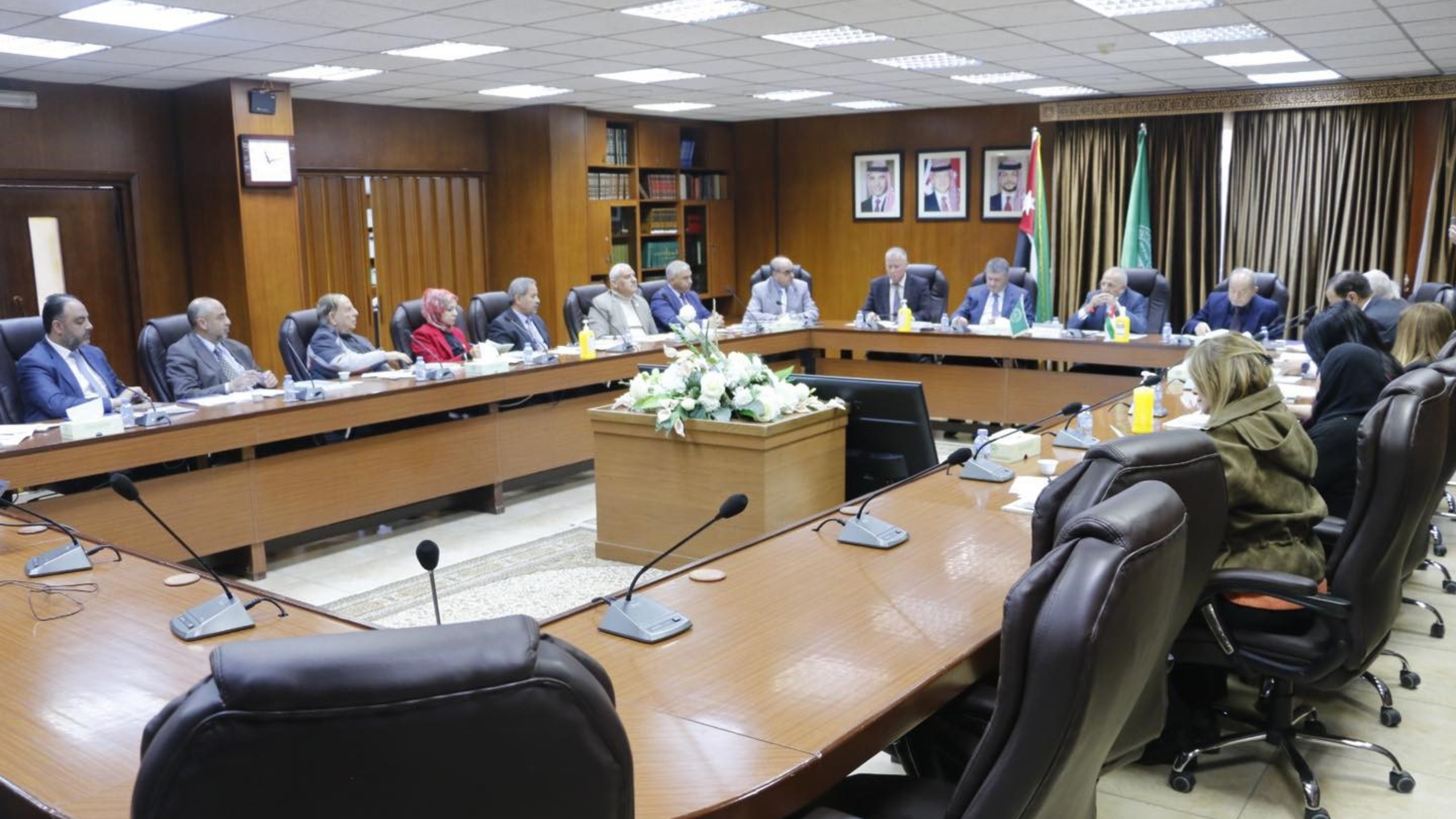 مجمع اللغة العربية وجمعية عون الثقافية يبحثان التعاون المشترك