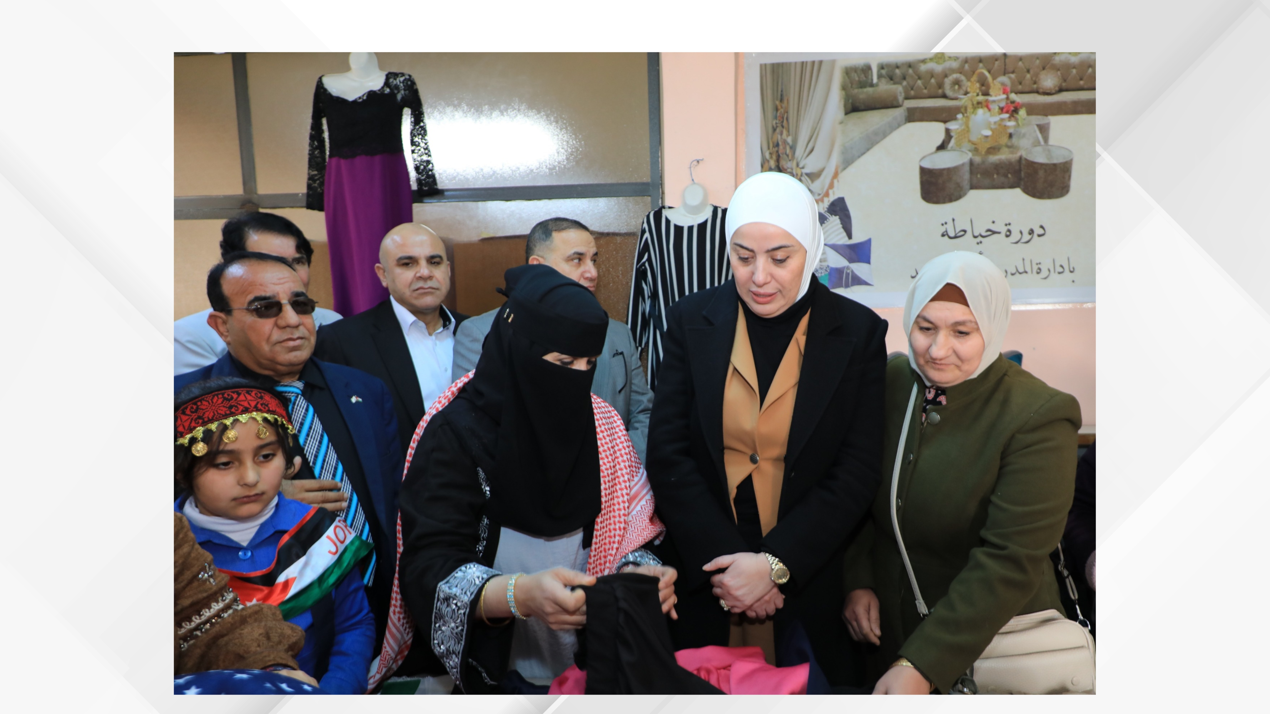 وزيرة التنمية تتفقد جمعيات خيرية ومشاريع إنتاجية في الرصيفة والهاشمية