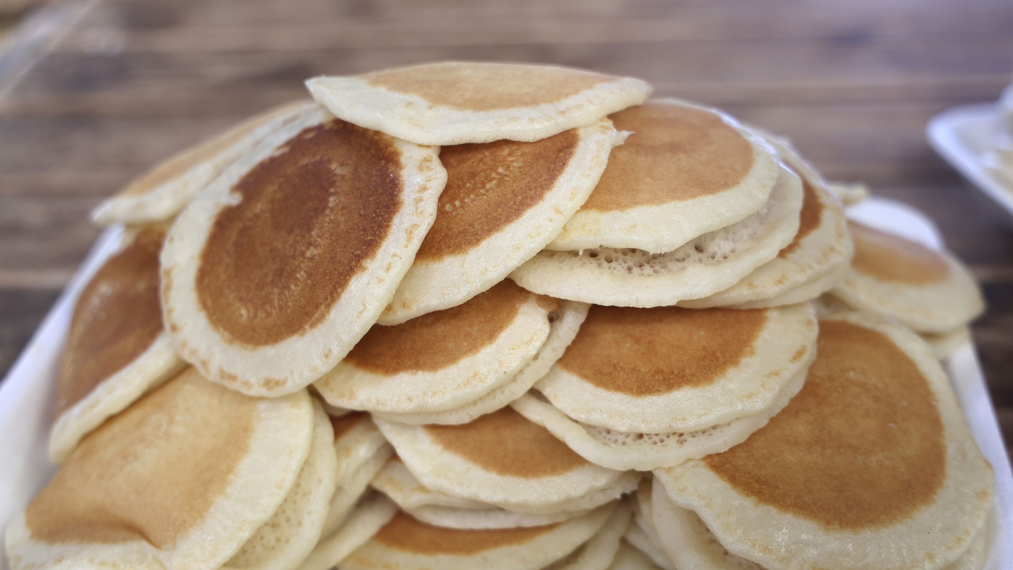 Qatayef: Ramadan’s Iconic Sweet Preserves Tradition and Popularity in Jordanian Markets