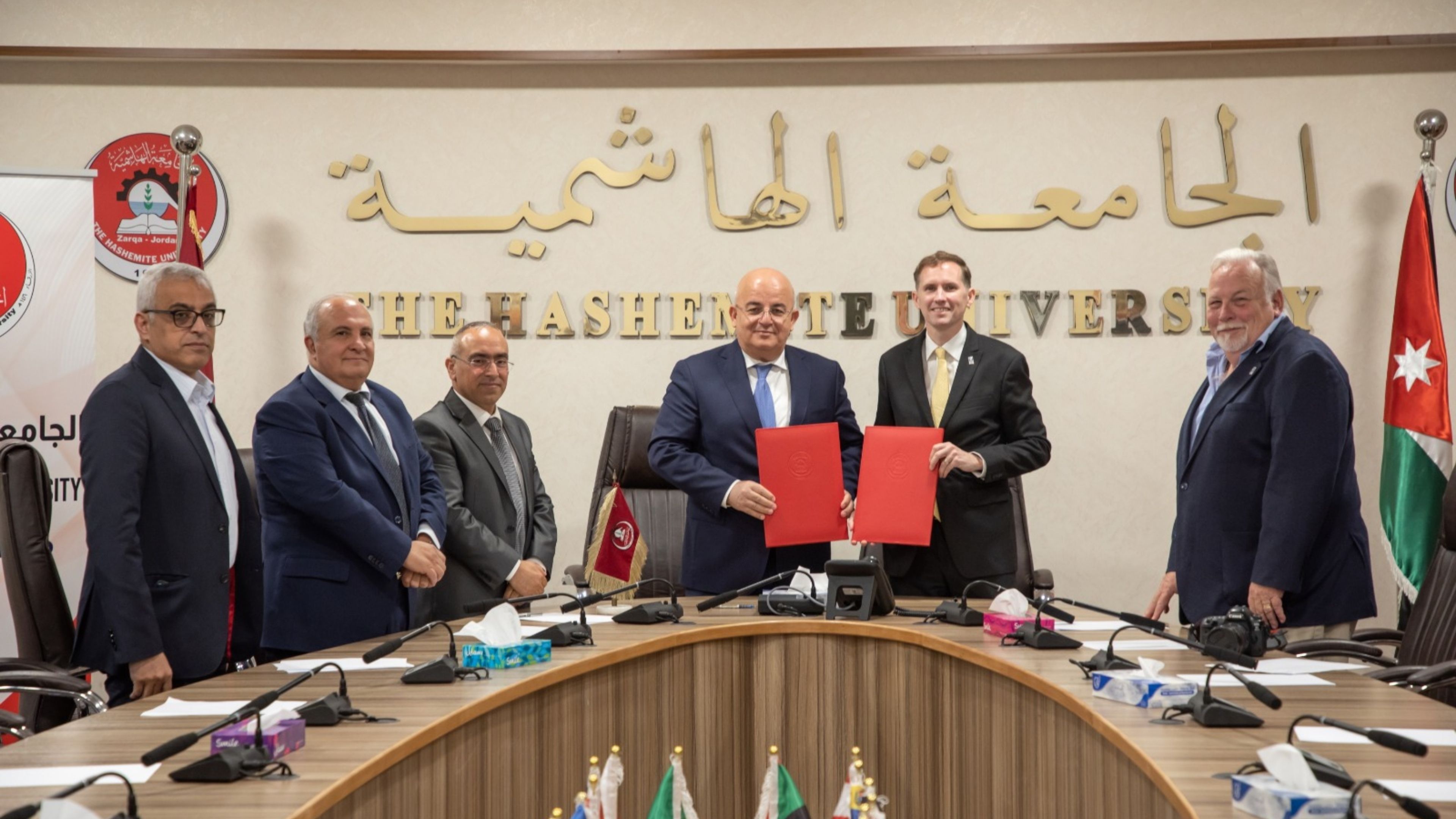 مذكرة تفاهم بين "الهاشمية" والمركز الأميركي للأبحاث لتعزيز السياحة في الأزرق