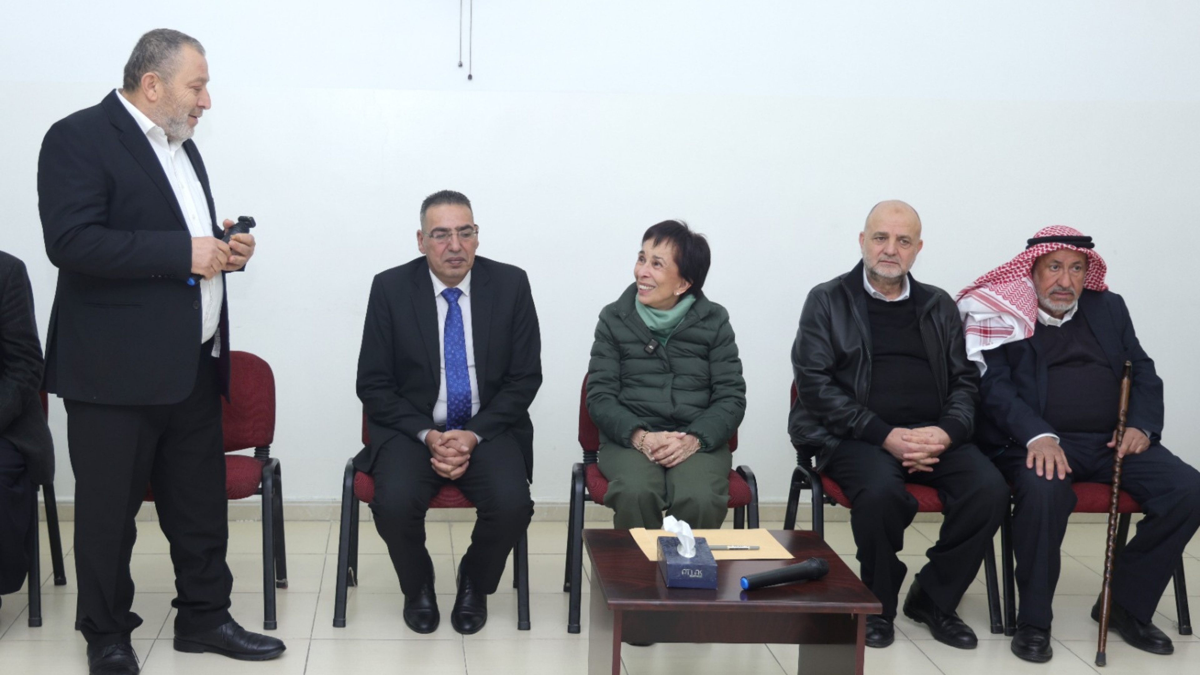 Princess Basma bint Talal delivers Ramadan aid to Amman's Jabal Al-Naser area