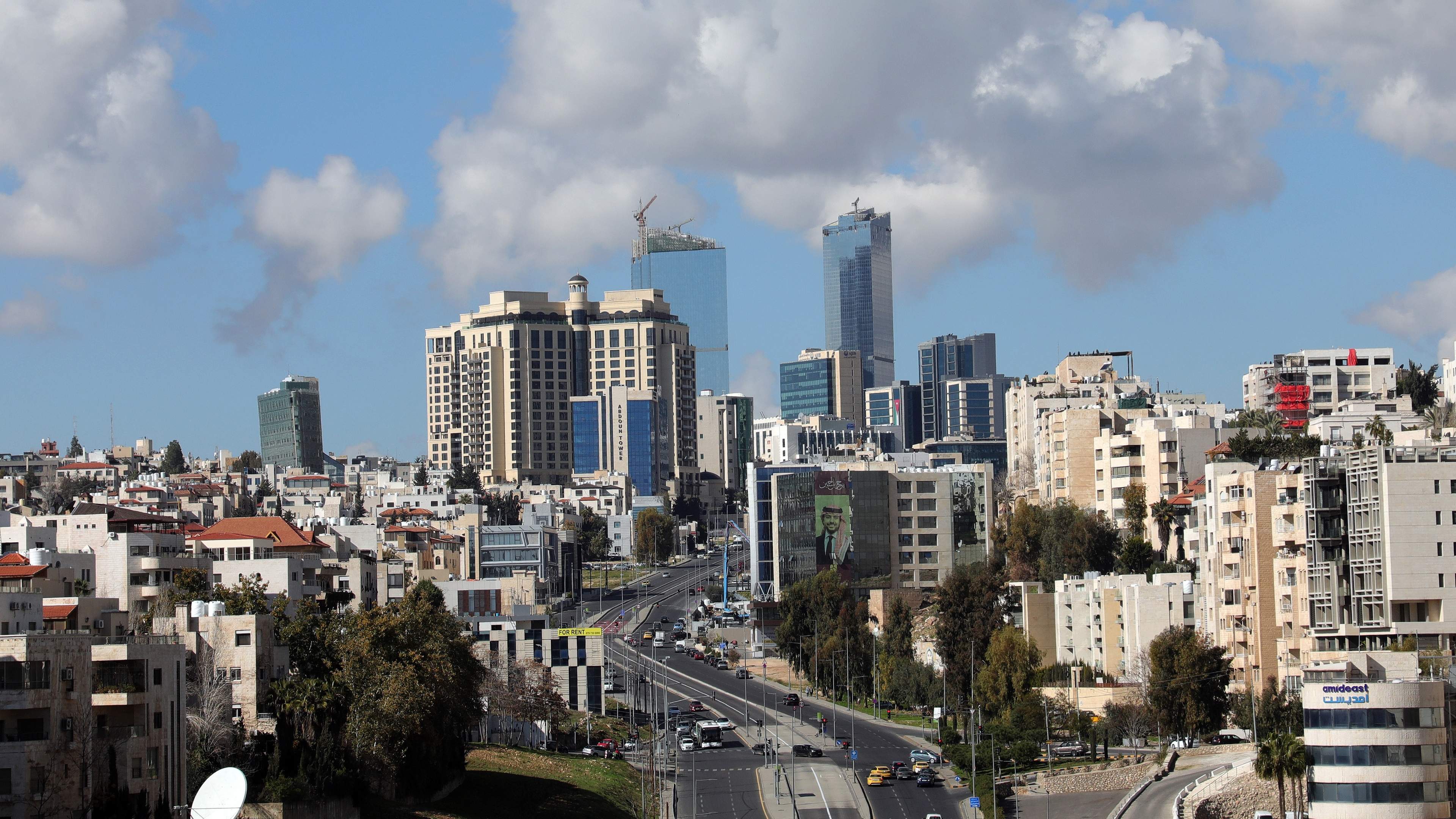 اقتصاديون: ارتفاع رخص ومساحات الأبنية مؤشر على تعافي النشاط الاستثماري