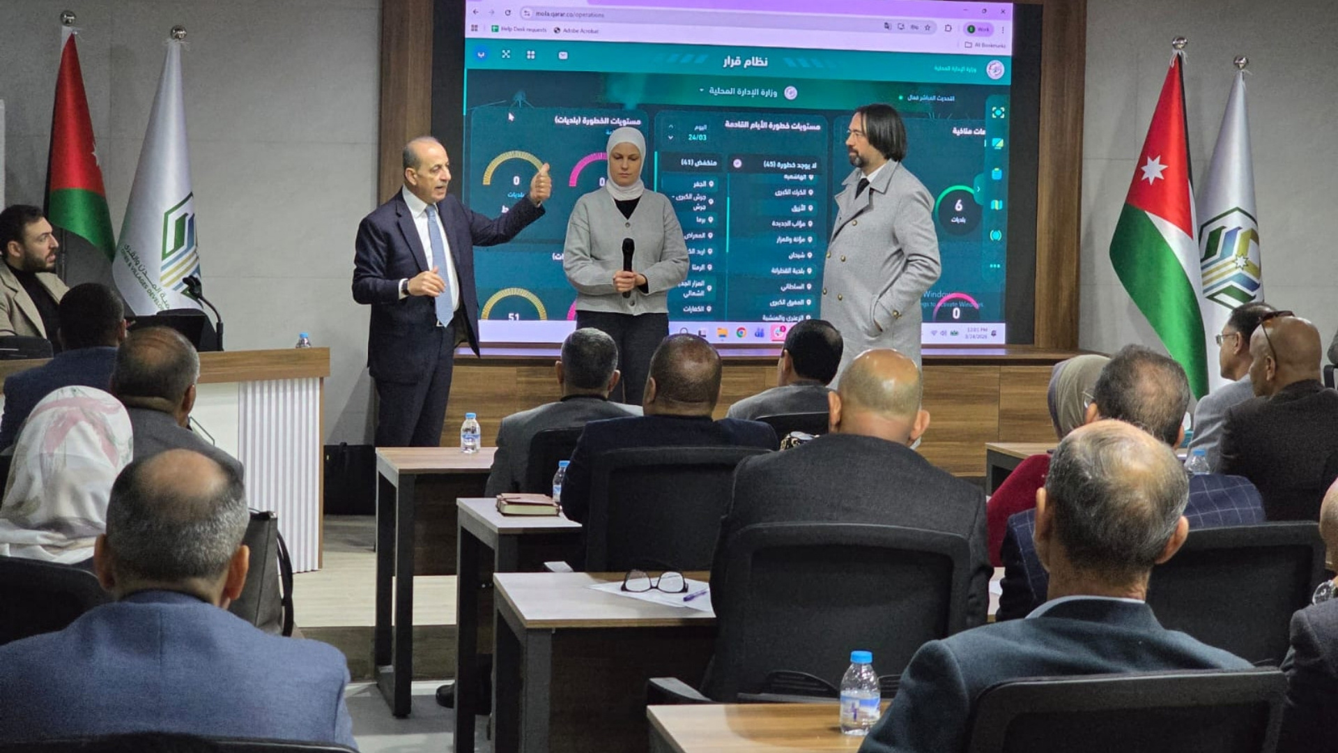 وزير الإدارة المحلية يلتقي رؤساء لجان البلديات والخدمات المشتركة