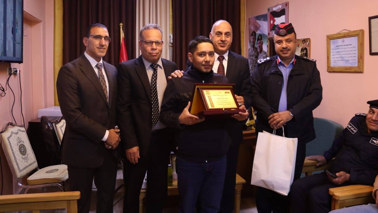 "تربية بصيرا" تكرّم طلبتها المتفوقين على مستوى المملكة