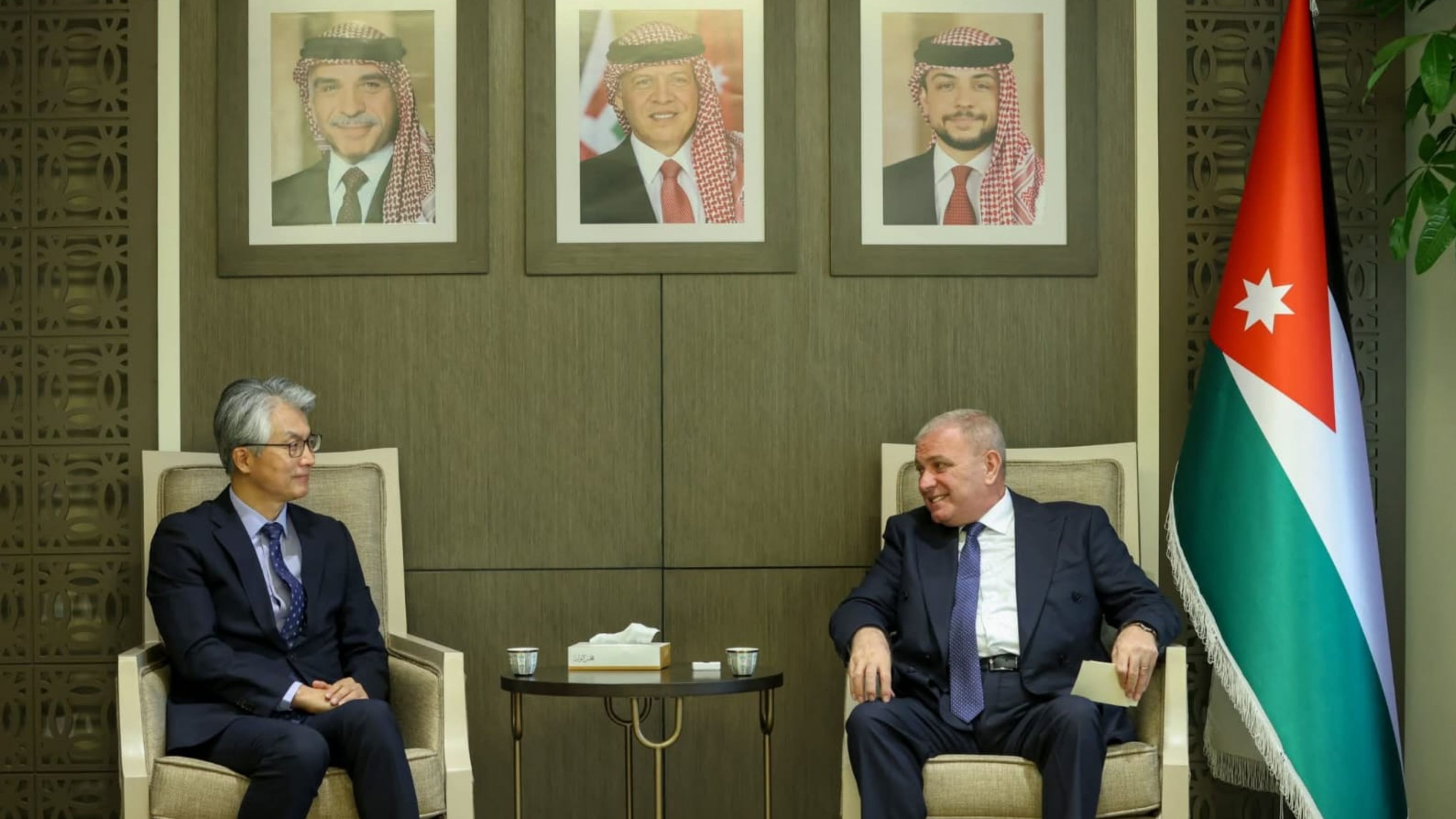 عطية يلتقي السفير الكوري الجنوبي