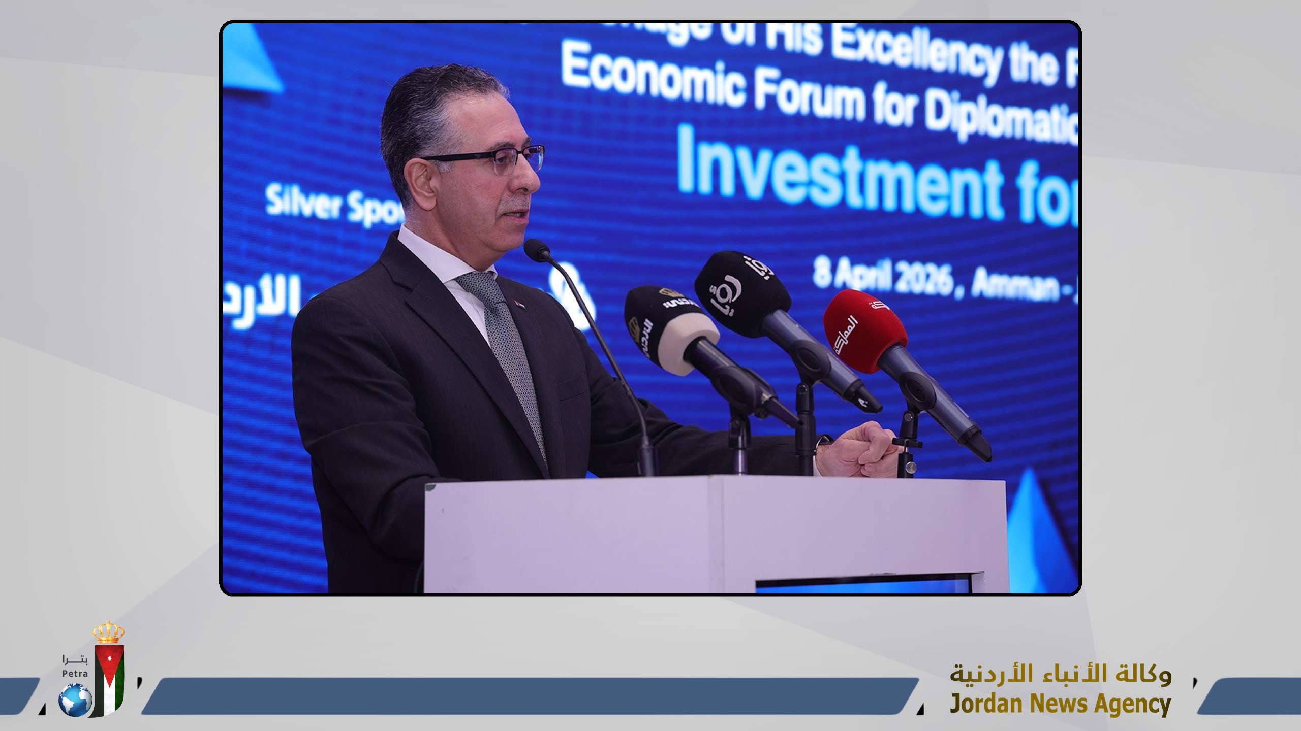 وزير الصناعة والتجارة: الاقتصاد الوطني يواصل نموه رغم توترات المنطقة