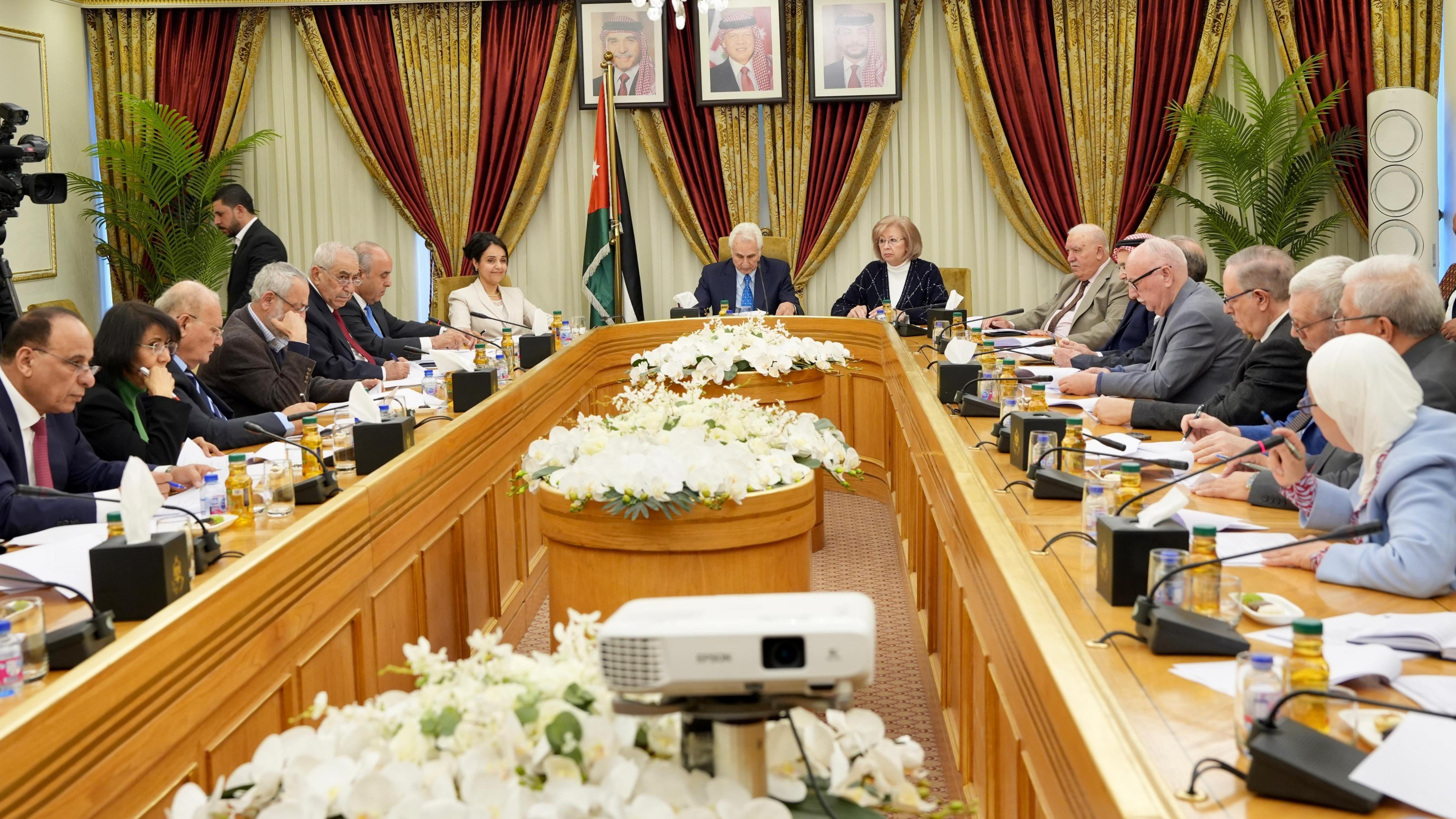 تربوية الأعيان تقر مشروع قانون التربية والتعليم وتنمية الموارد البشرية