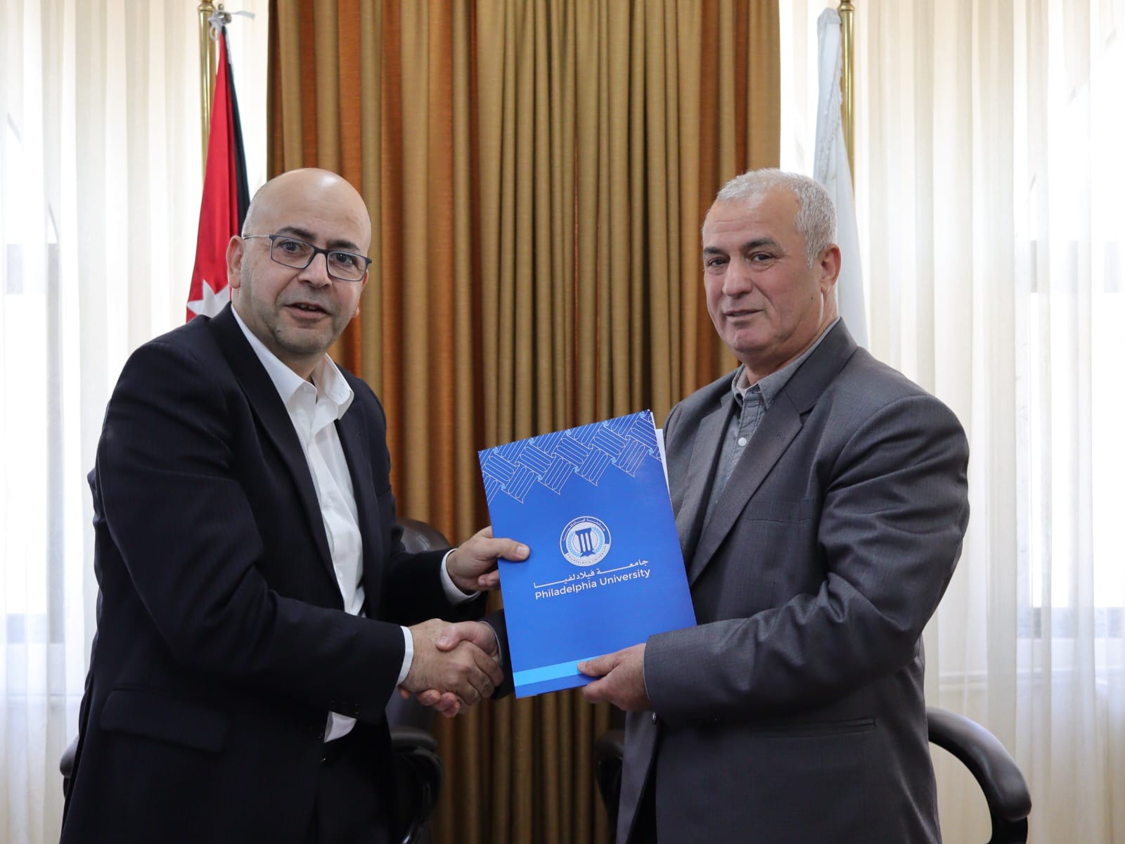 مذكرة تعاون بين جامعة فيلادلفيا و"المدن الصناعية"