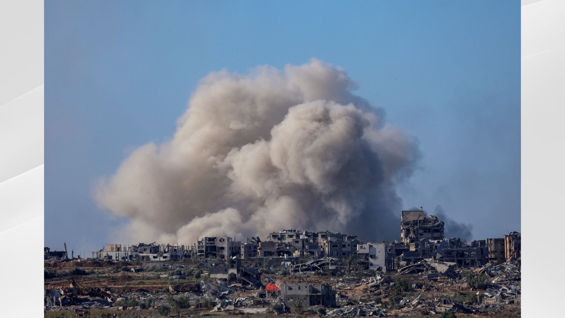 استشهاد فلسطيني جراء استهداف مسيرة للاحتلال الإسرائيلي وسط قطاع غزة