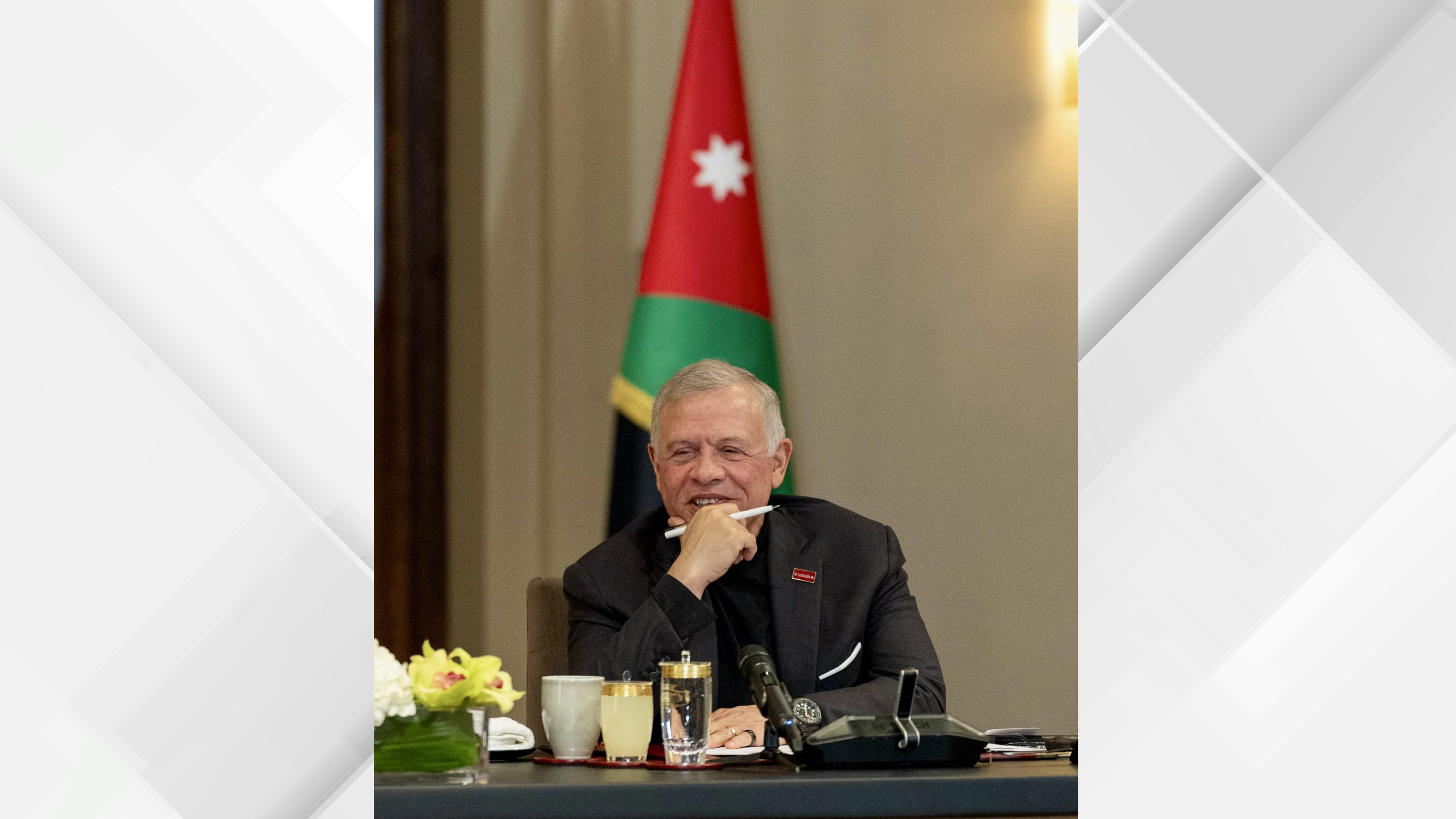 King meets with political, media figures