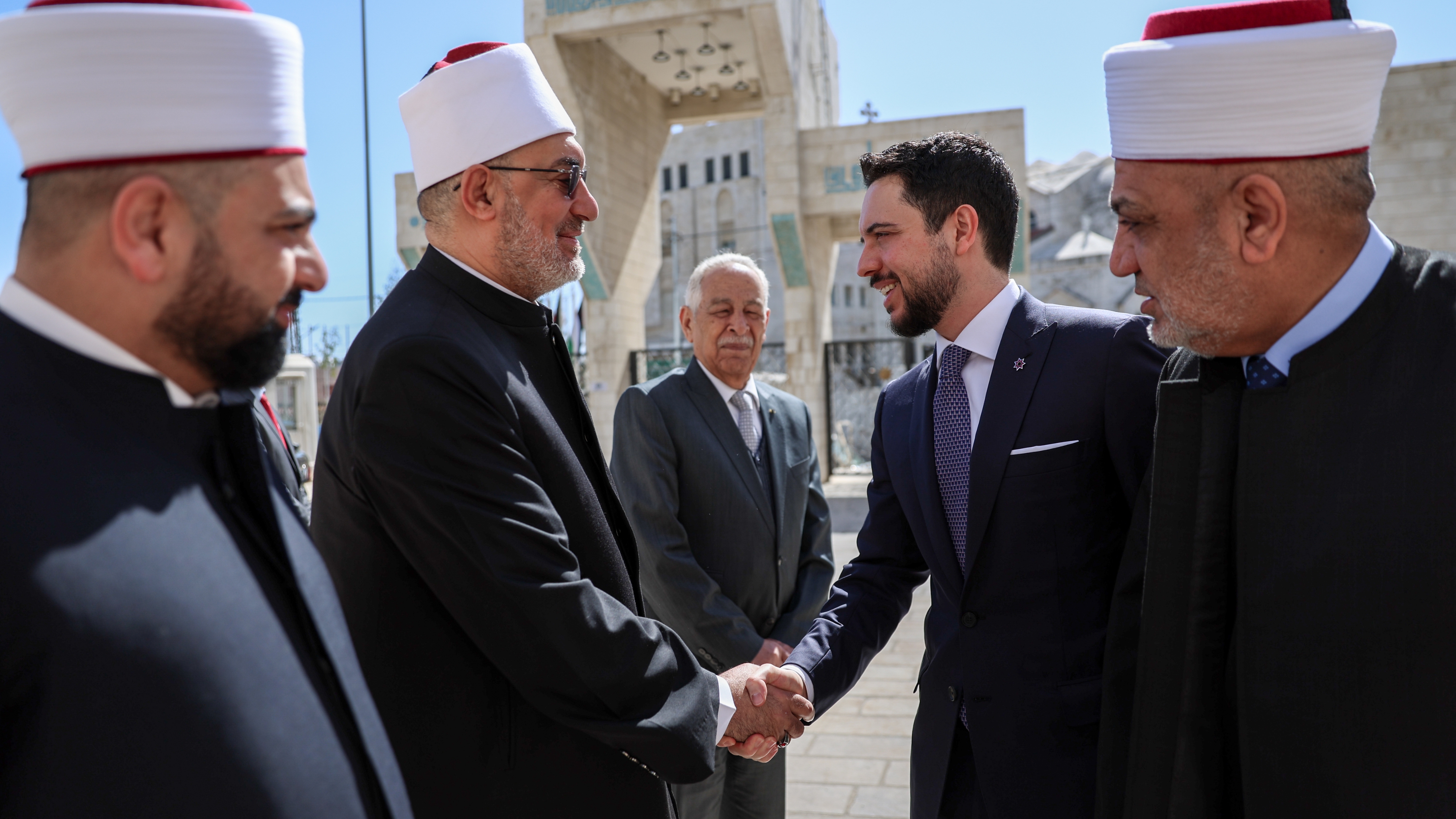 مندوبا عن الملك، ولي العهد يرعى انطلاق المجالس العلمية الهاشمية لهذا العام