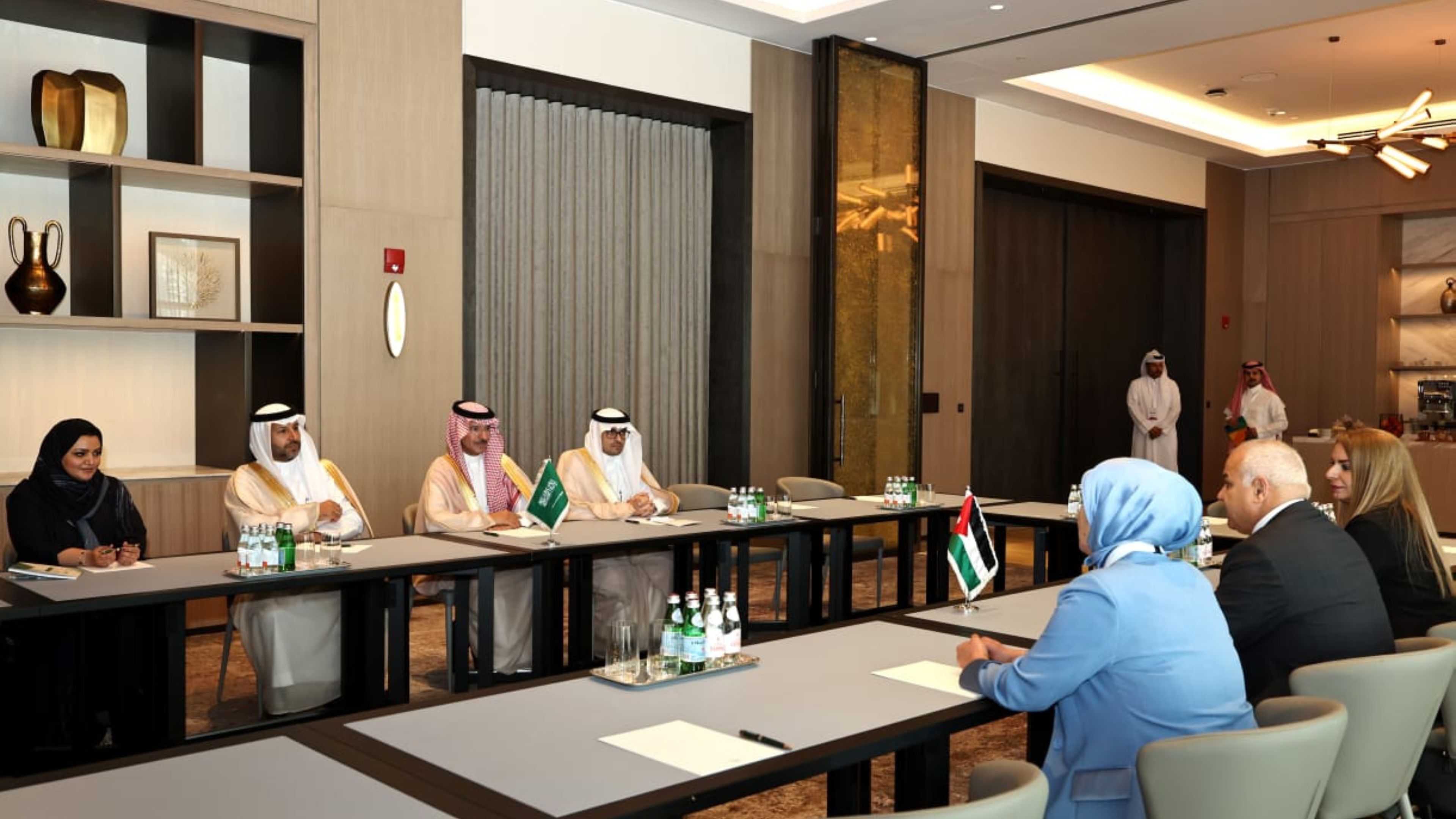 Labor Minister Holds Series of Bilateral Meetings on Sidelines of OIC Labor Ministers’ Conference in Doha