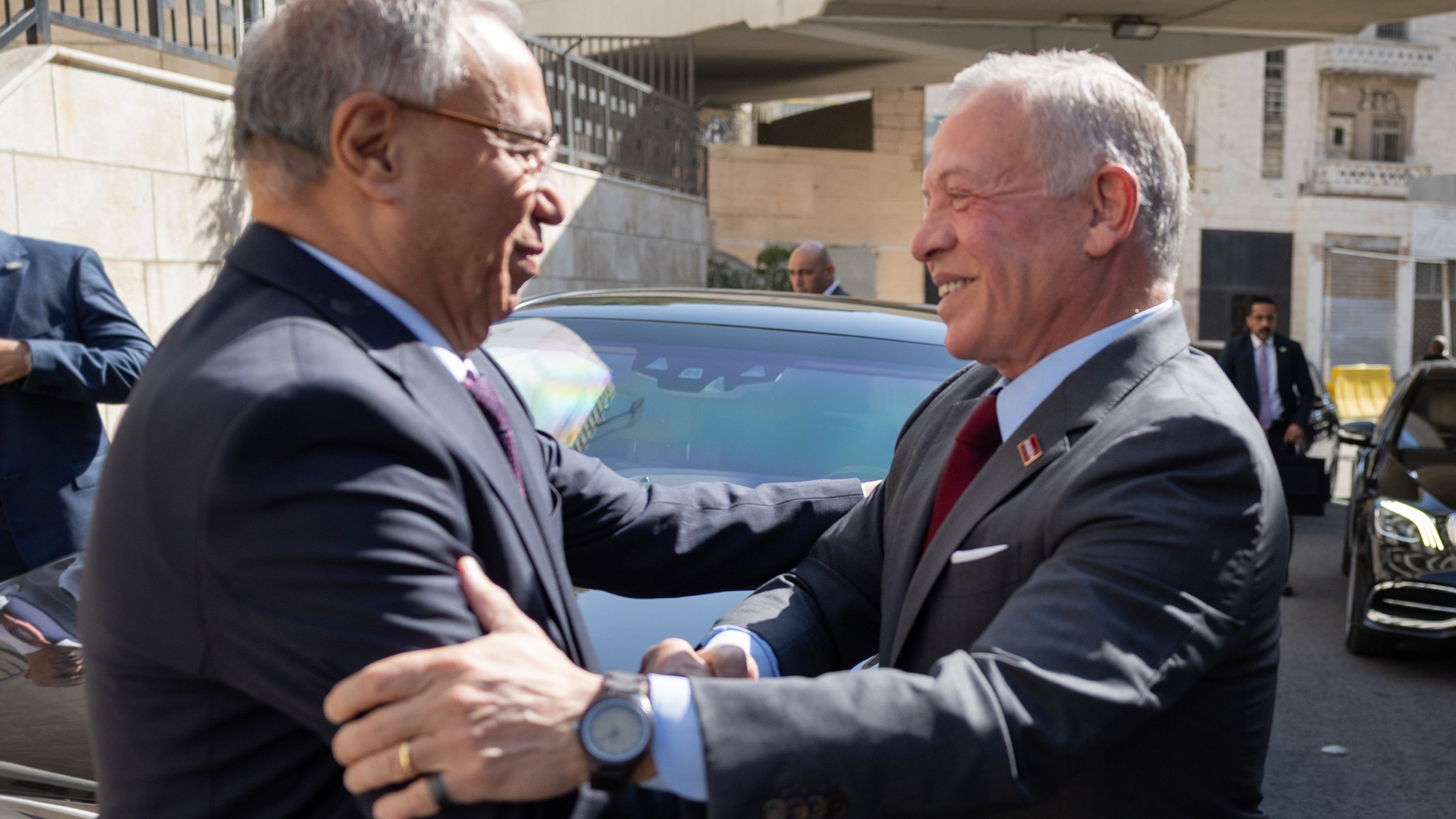 King visits Judicial Council, issues directives to form committee to develop judiciary