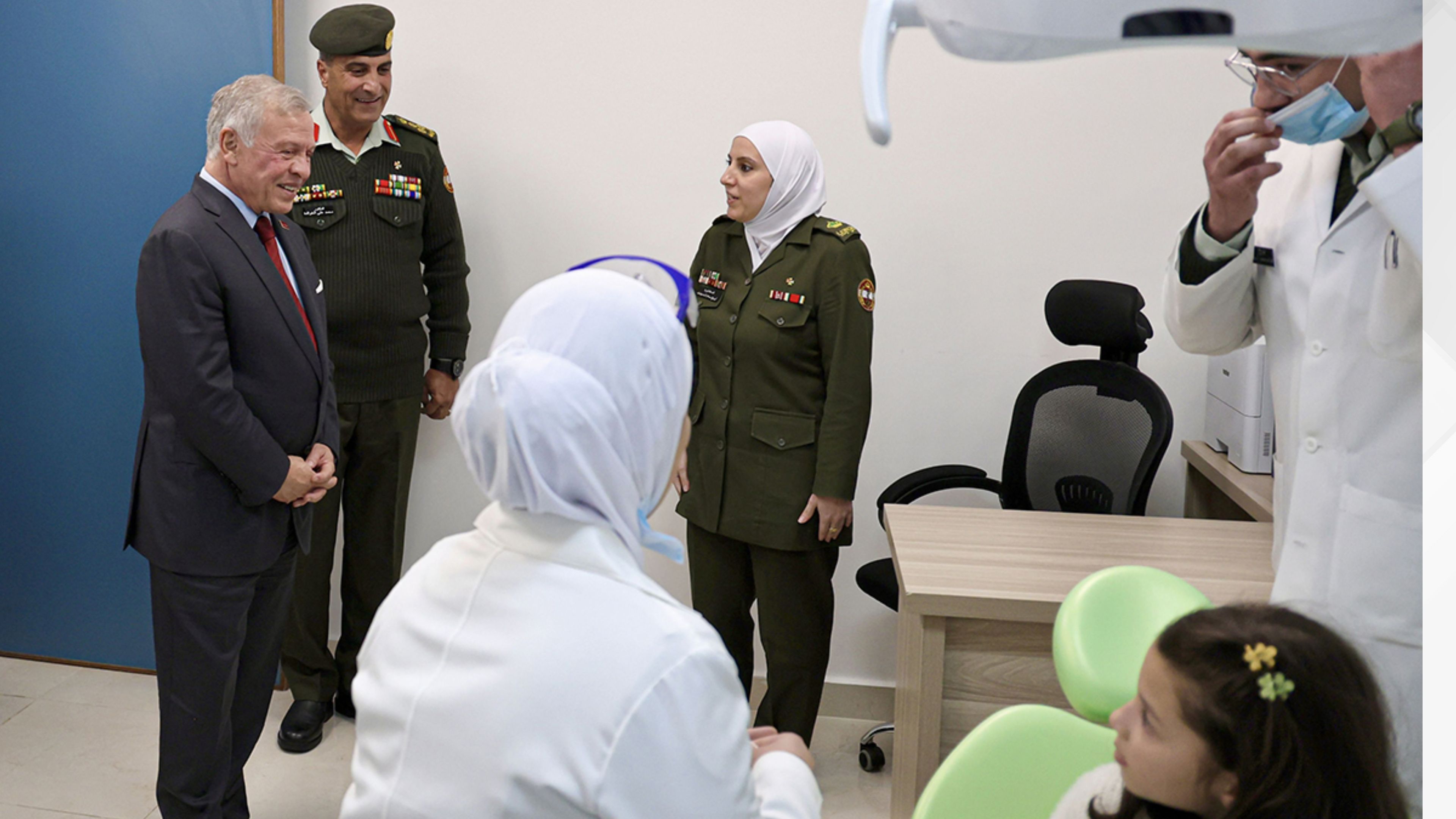 King inaugurates military oral, maxillofacial surgery complex in Amman