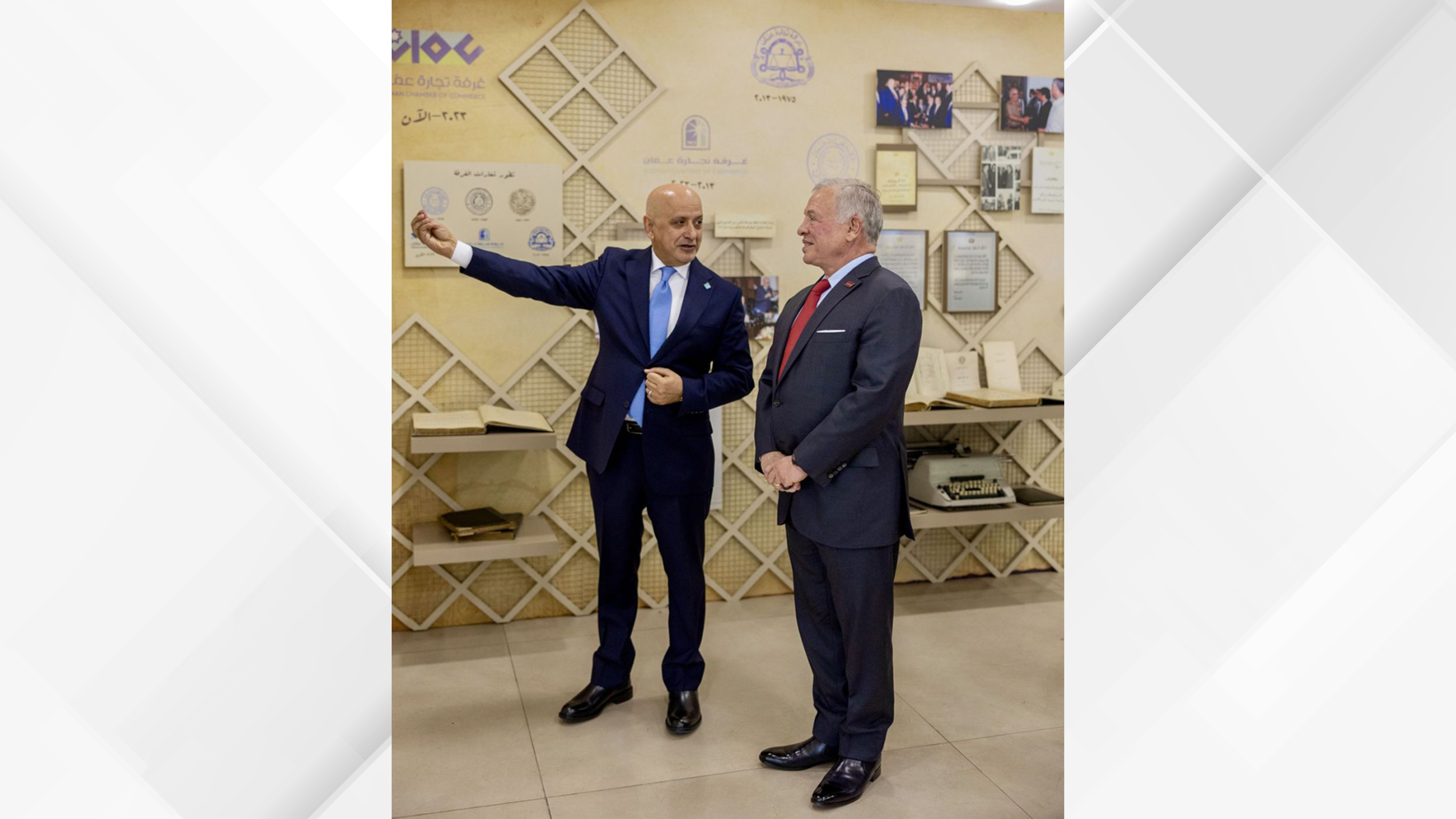 King attends Amman Chamber of Commerce celebration of over 100 years since its founding