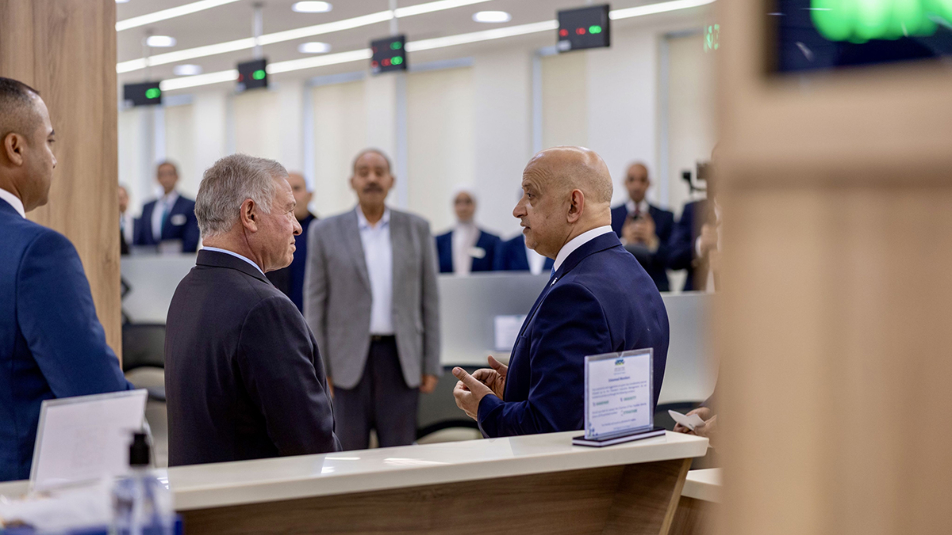 King attends Amman Chamber of Commerce celebration of over 100 years since its founding