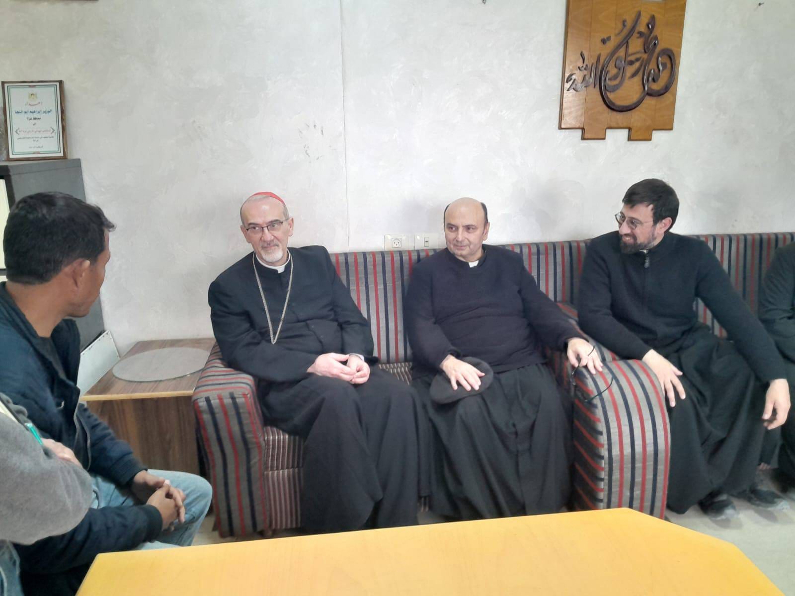  وفد البطريركية اللاتينية يزور المستشفى الميداني الاردني بغزة