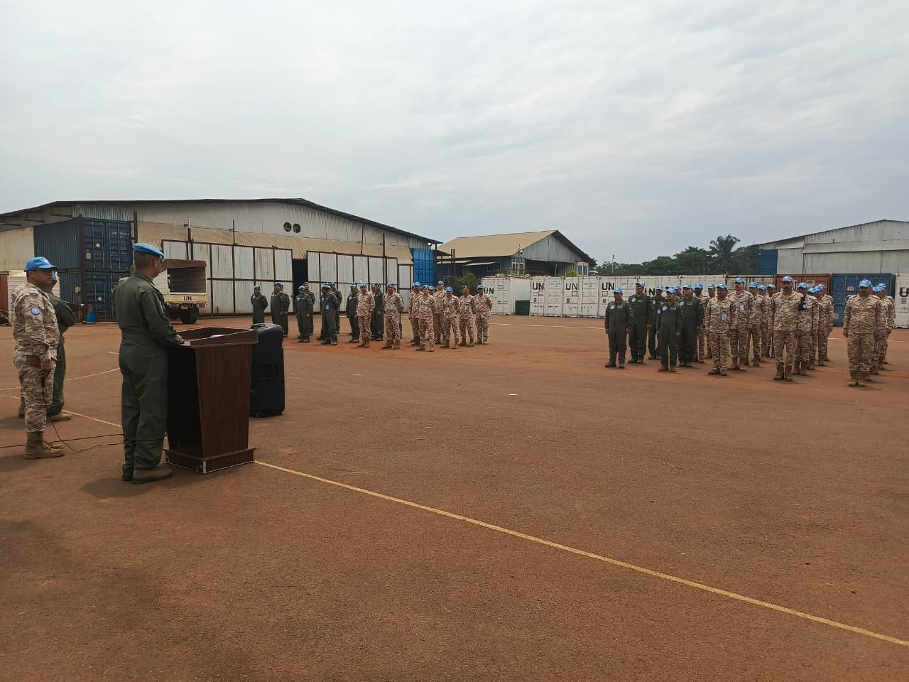  تحتفل بعيد الفطر