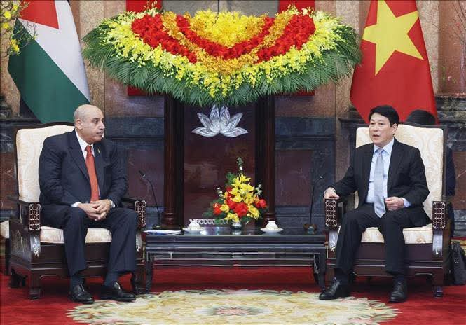  "رئيس النواب" يلتقي كبار المسؤولين في فيتنام