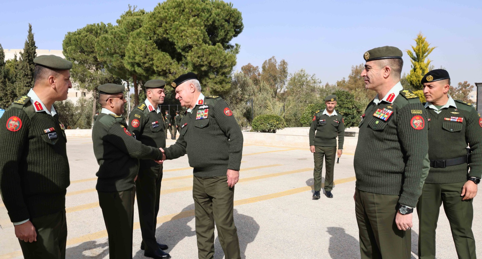 رئيس هيئة الأركان يزور مديرية الحرب الإلكترونية