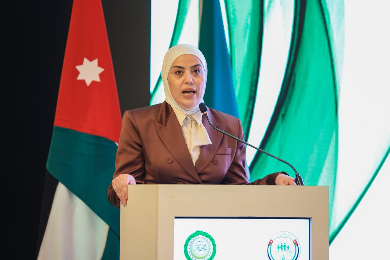  رئيس الوزراء يفتتح المؤتمر العربي لتنفيذ إعلان مؤتمر القمة العالمي الثاني للتنمية الاجتماعية ضمن الدورة ال 45 لمجلس وزراء الشؤون الاجتماعية العرب