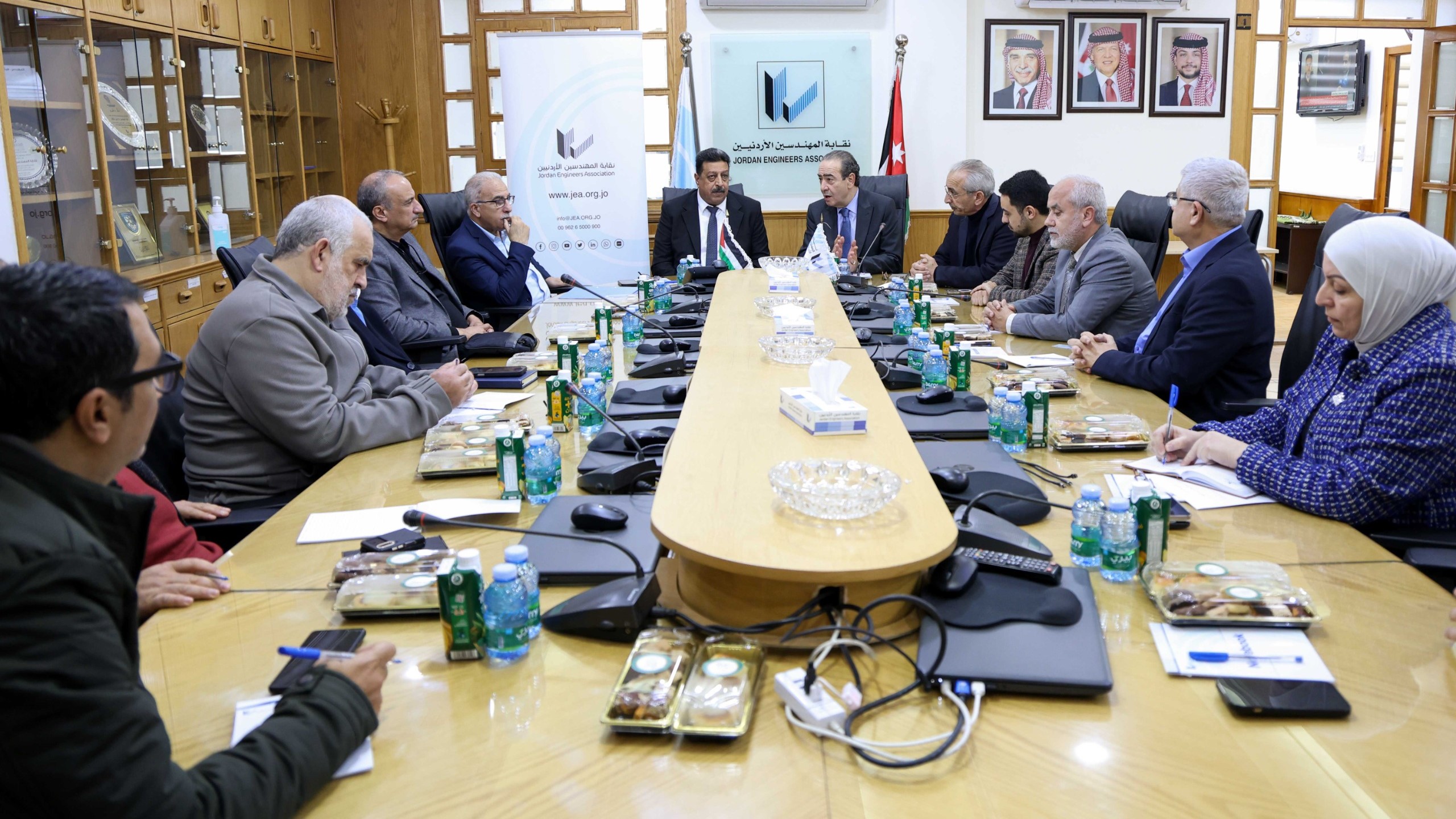 اتفاقية تعاون بين "الكهرباء الأردنية" و"المهندسين" 