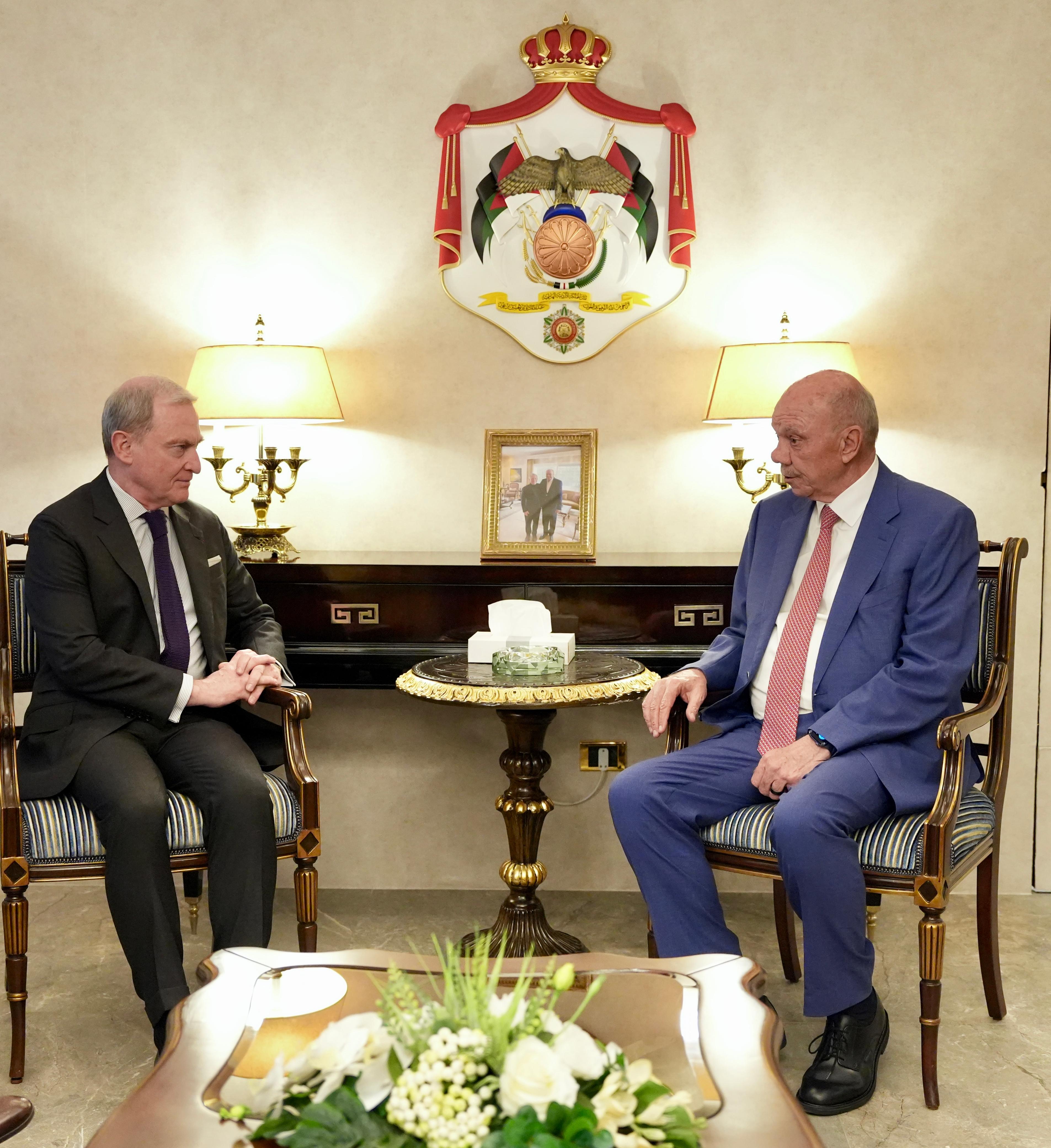  رئيس مجلس الأعيان يلتقى سفراء دول شقيقة وصديقة لدى المملكة