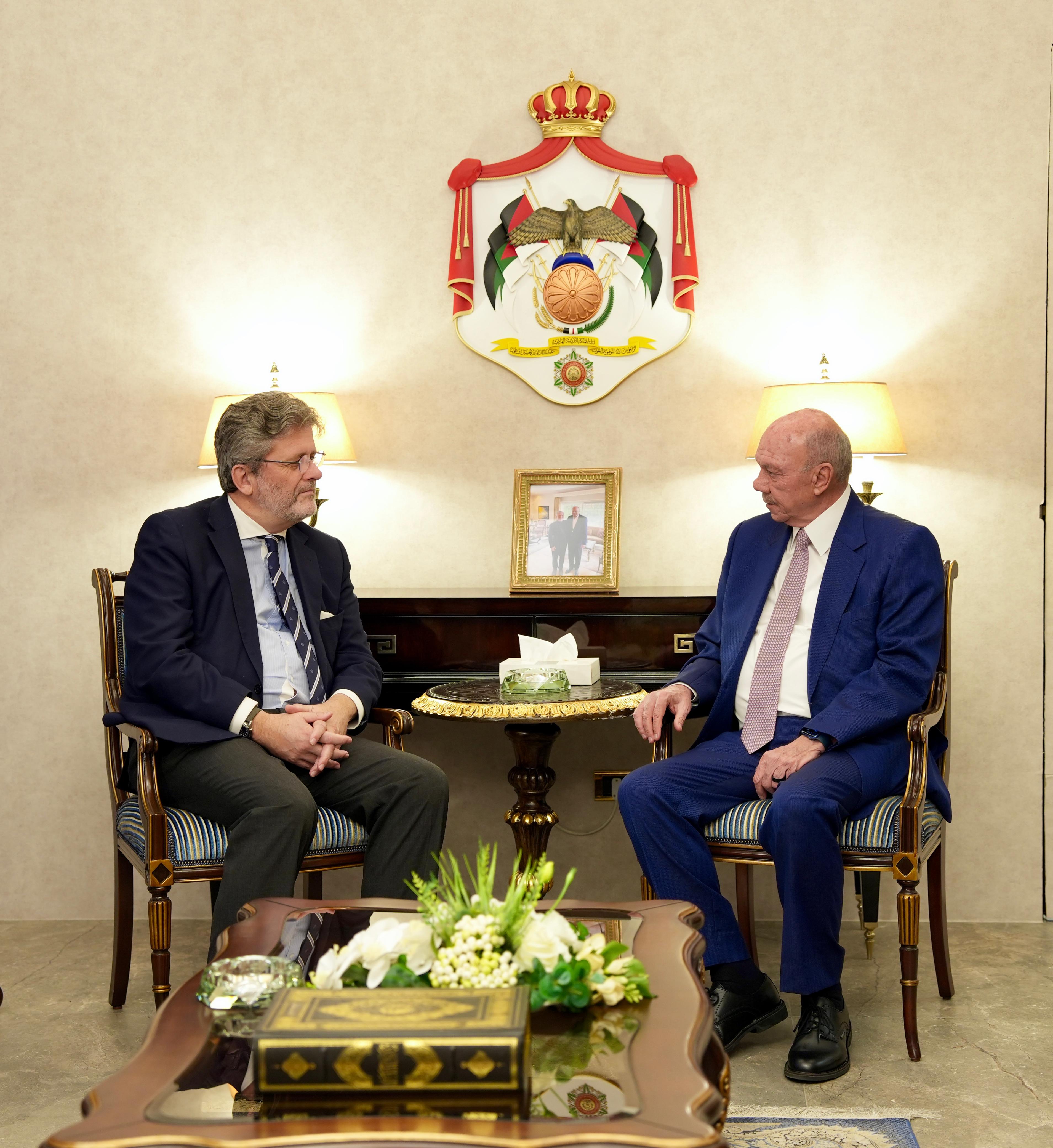  رئيس مجلس الأعيان يلتقي السفير الإسباني