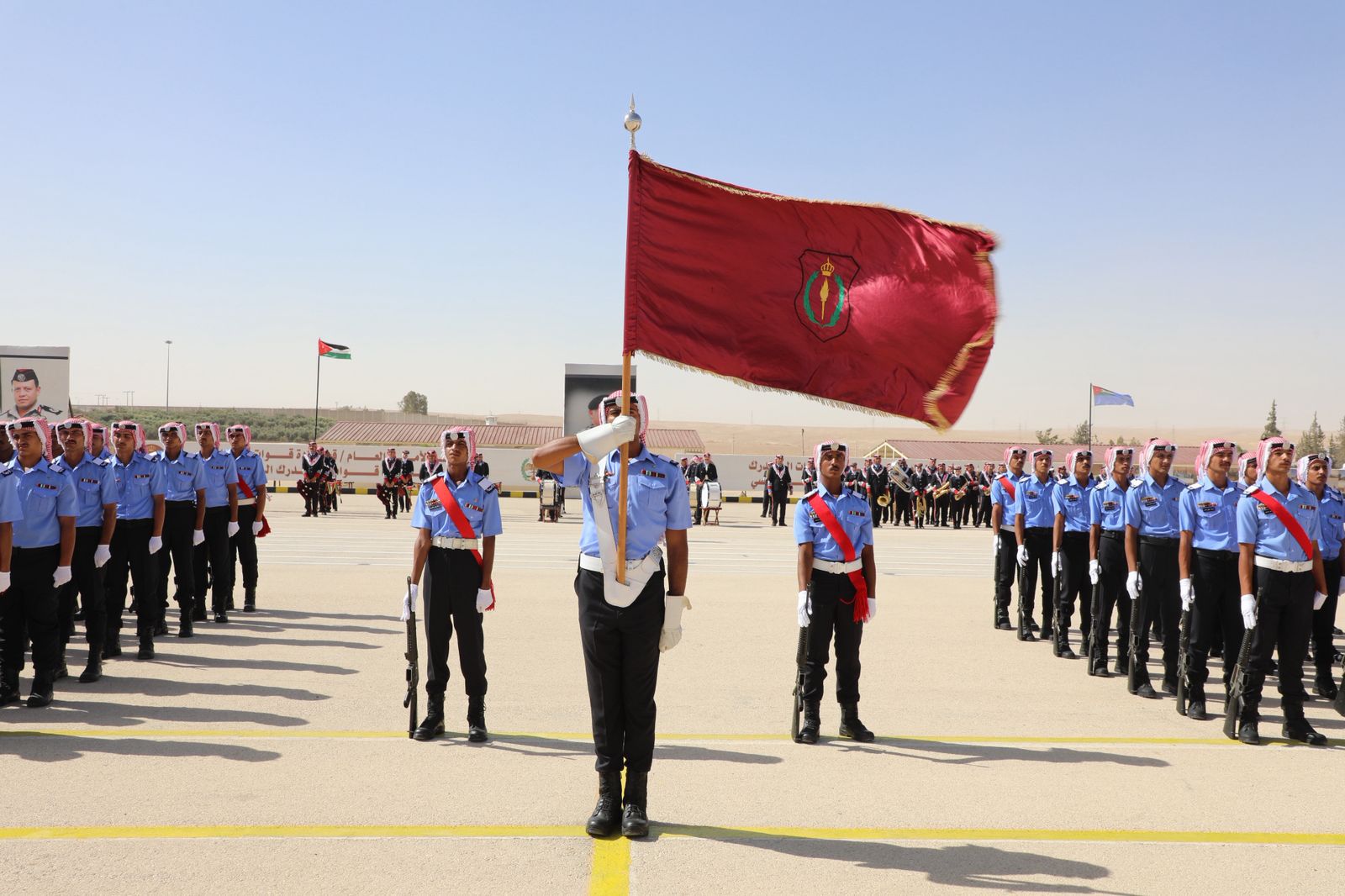 المعايطة يرعى تخريج دفعة جديدة من مستجدي الأمن العام