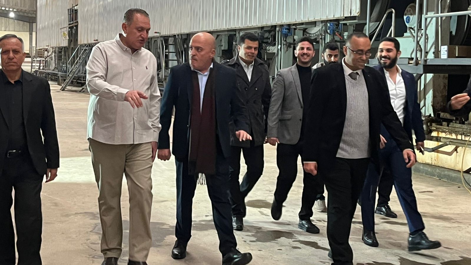  وزير البيئة يزور مصنع السنابل لصناعة الورق والكرتون