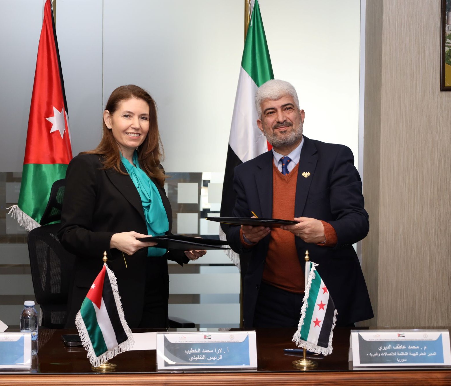  "تنظيم الاتصالات" توقع مذكرة تفاهم مع نظيرتها السورية