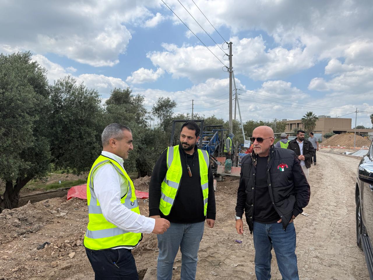  وزير المياه يتفقد واقع خدمات التزويد وبرامج التوزيع في "مياه اليرموك"