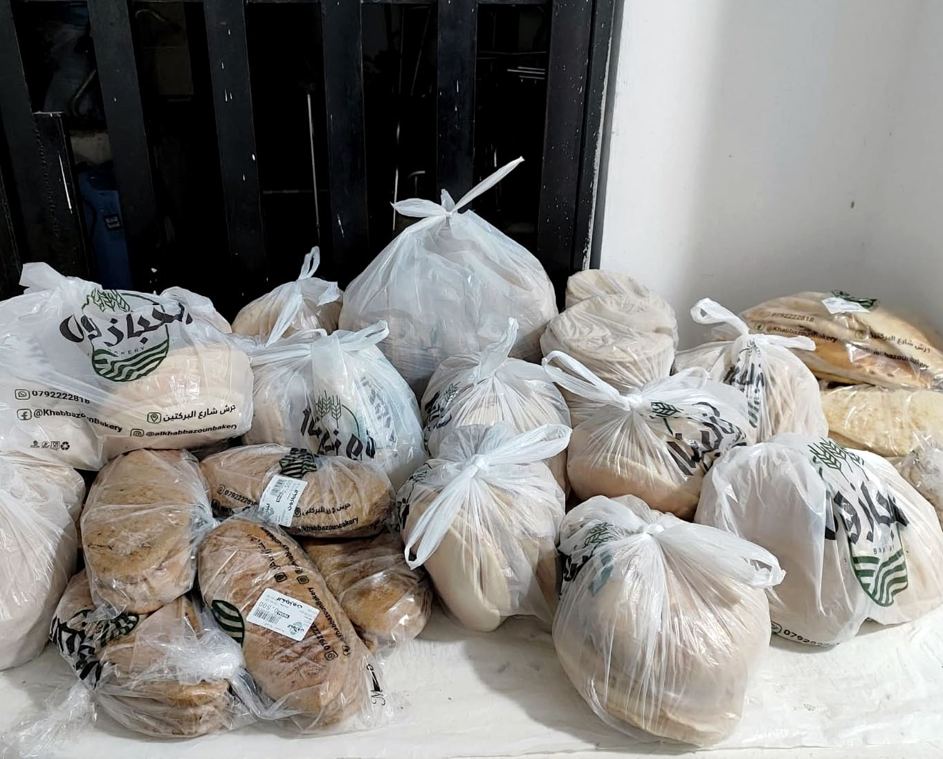  "دفء الشتاء".. مبادرات تطوعية ومؤسسية لكسر حدة البرد