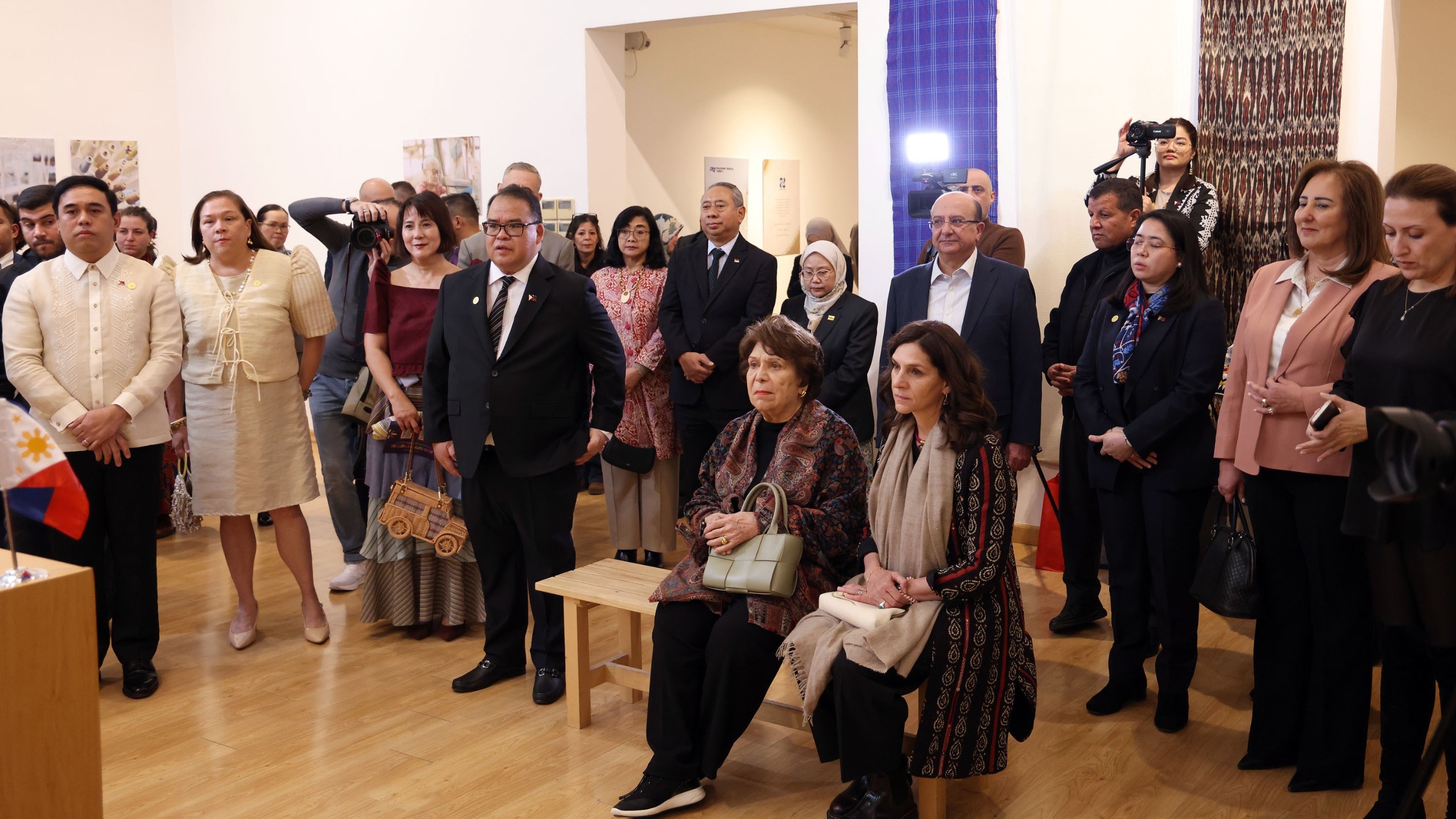  الأميرة وجدان الهاشمي ترعى افتتاح معرض المنسوجات الفليبيني "كثابيت أوغنايان" 