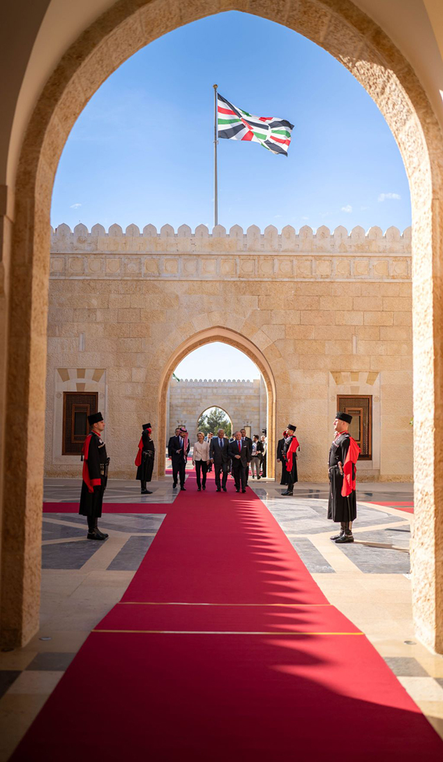 الملك يعقد قمة مع قادة الاتحاد الأوروبي في عمان