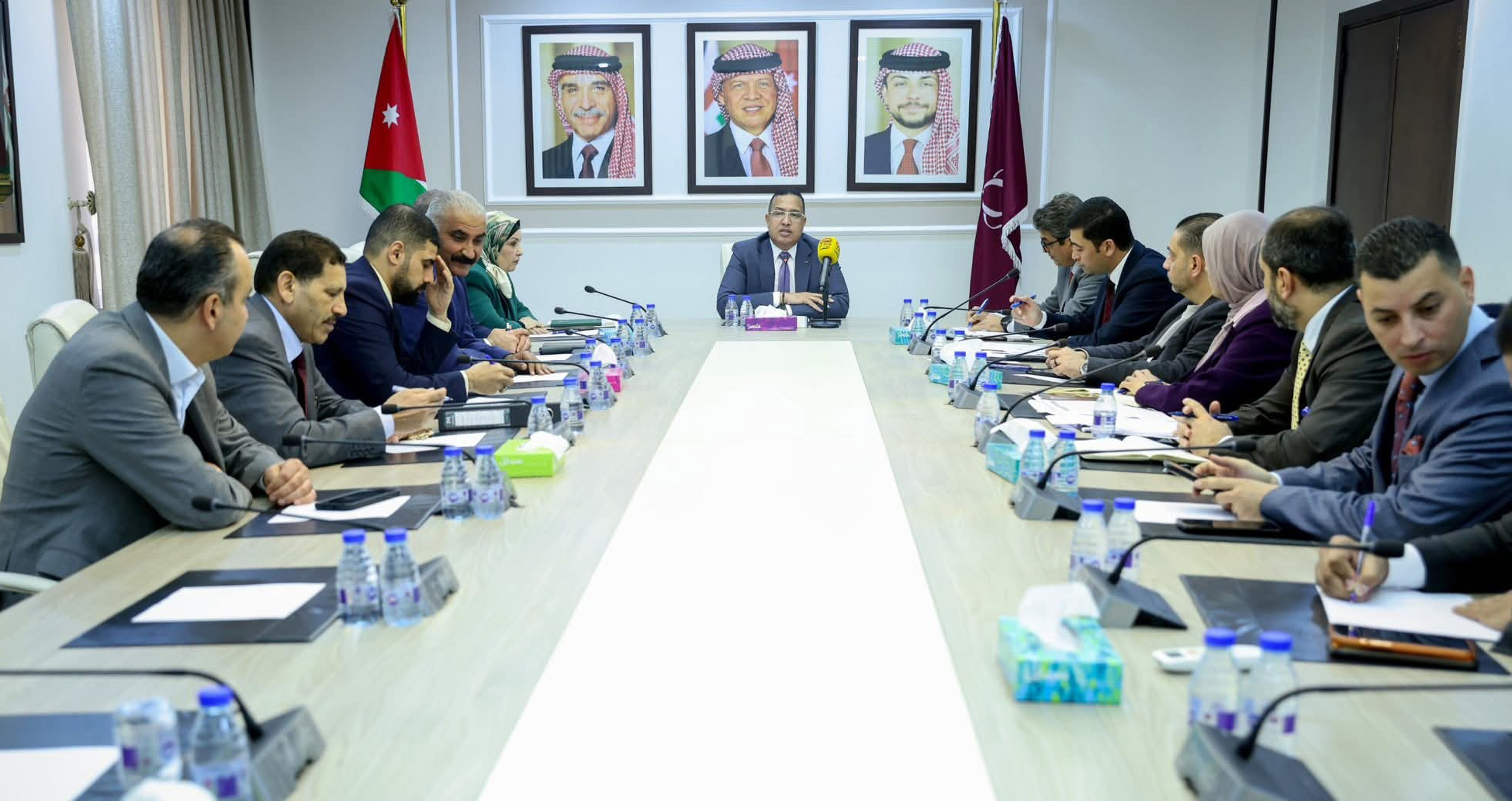 "الإدارية النيابية" تبحث أوضاع موظفي وزارة الشباب وتحديات الأندية الرياضية