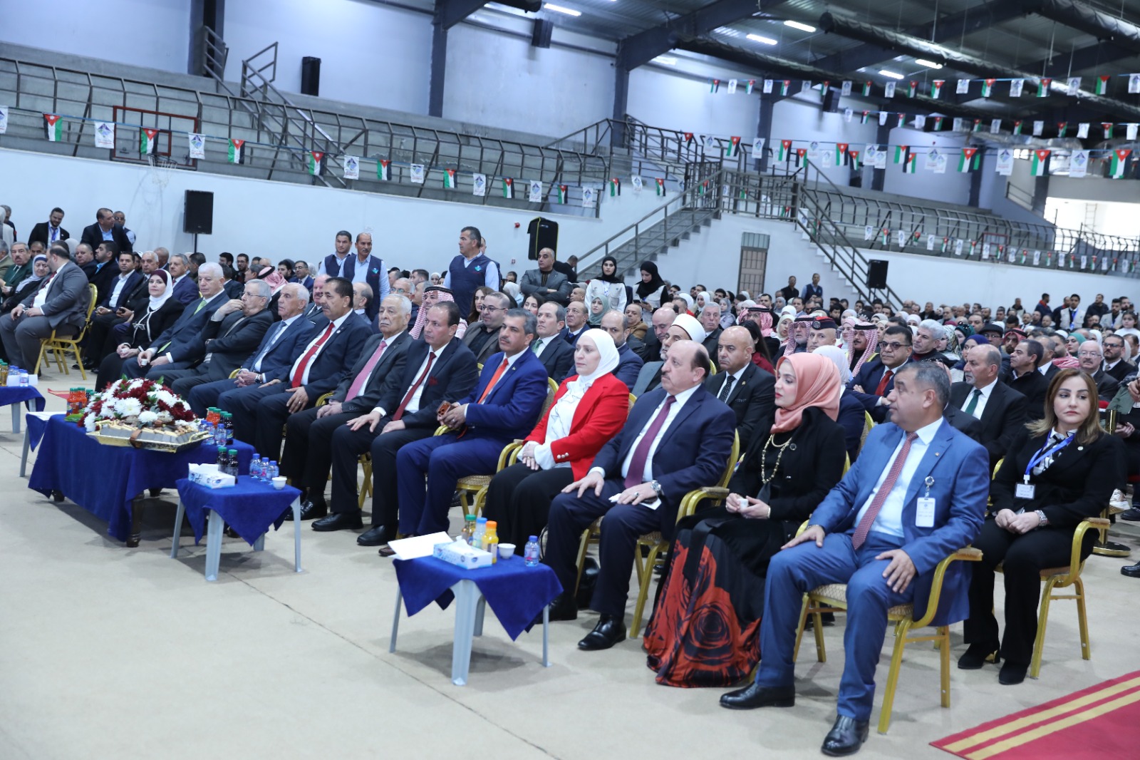  العيسوي يرعى احتفال جامعة جدارا بعيد ميلاد الملك ويفتتح معرض صور الهاشميين