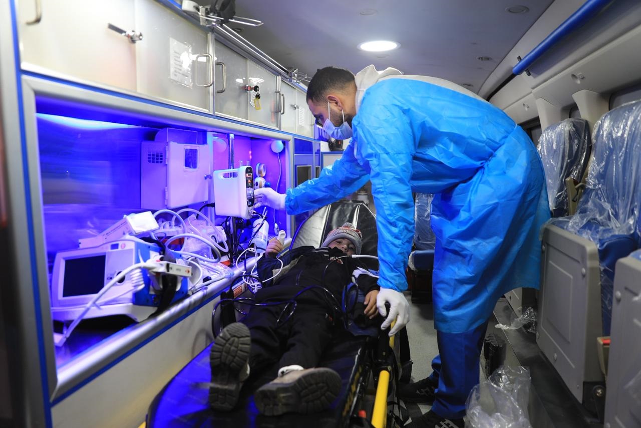  القوات المسلحة تجلي الدفعة الـ 20 من أطفال غزة المرضى للعلاج في المملكة