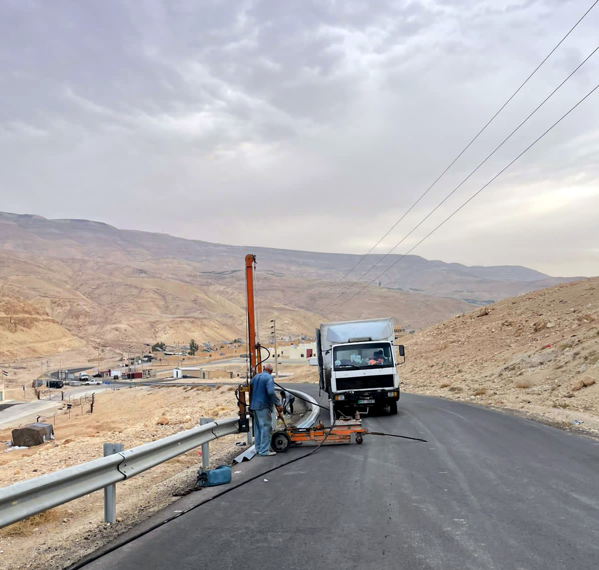  "الأشغال" تستكمل إنجاز مقاطع الطريق الملوكي بين الطفيلة والكرك