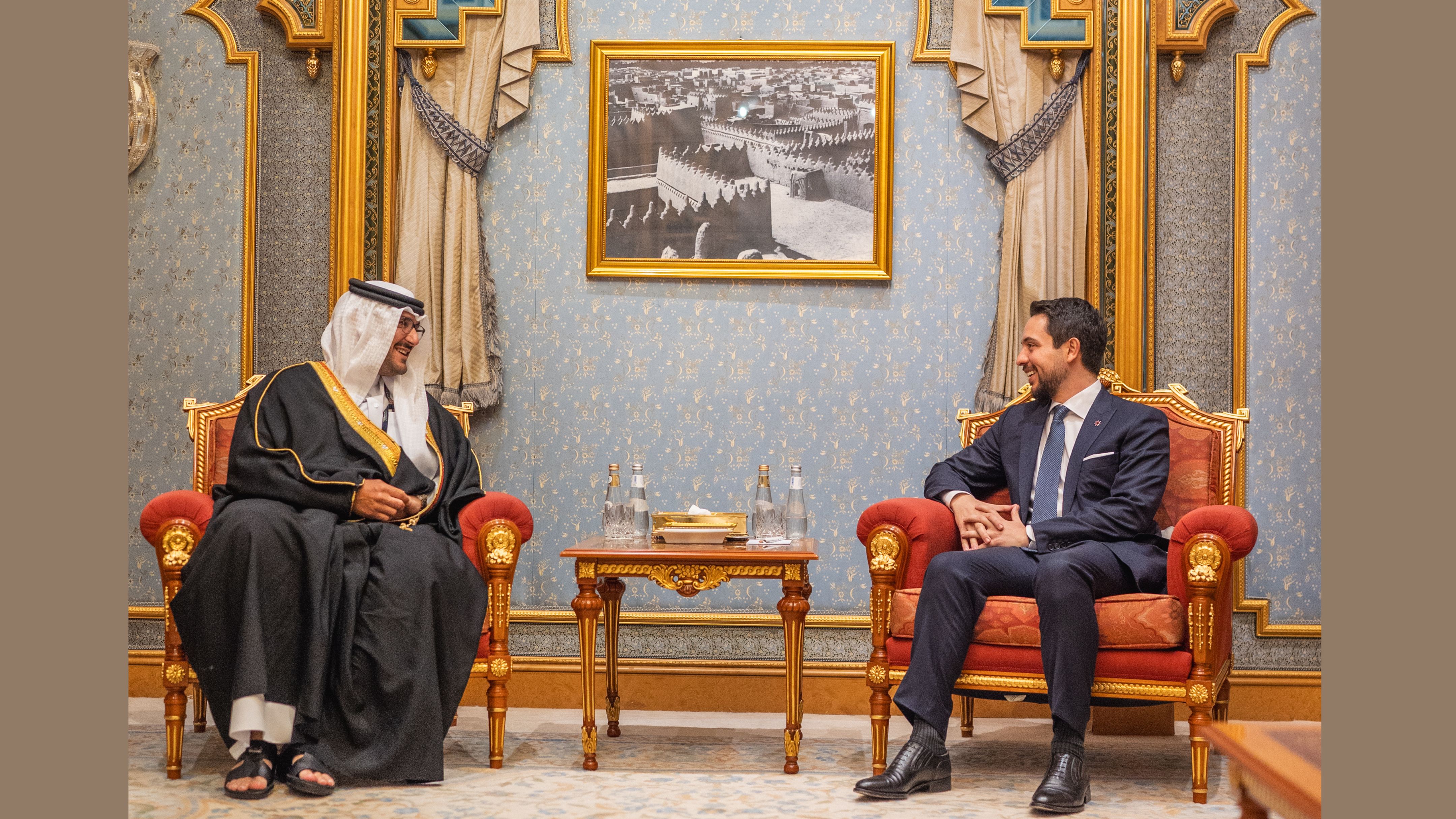 Crown Prince meets with head of Bahrain delegation at Future Investment Initiative conference