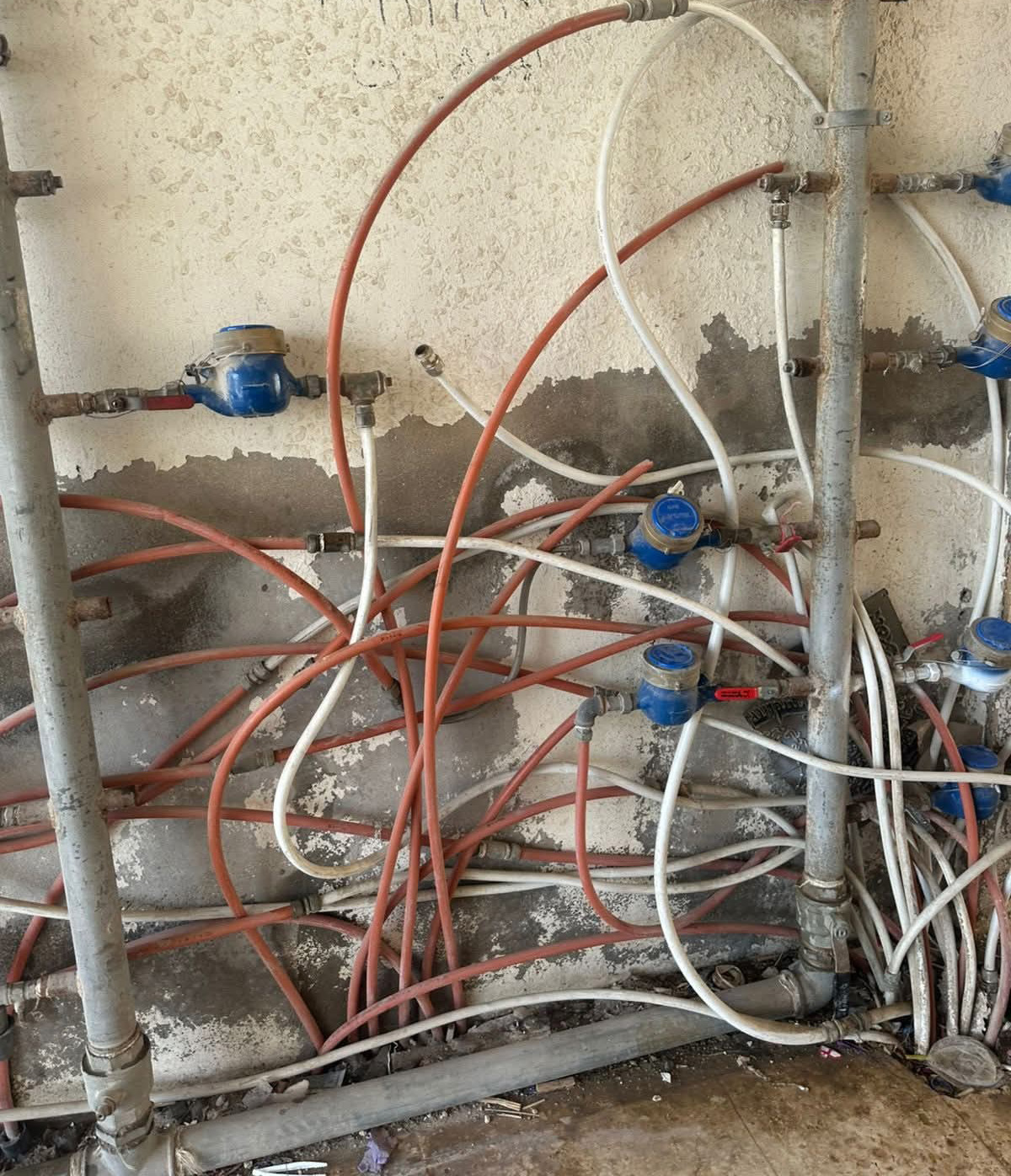  المياه تضبط اعتداءات في إربد وجنوب عمان تسحب كميات كبيرة